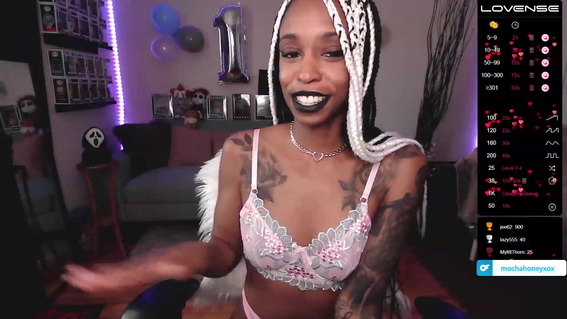 Gallery image thumbnail from mochahoneyxox's myfreecams stream on, 05/29/2023, 15:23 image 6 of 20