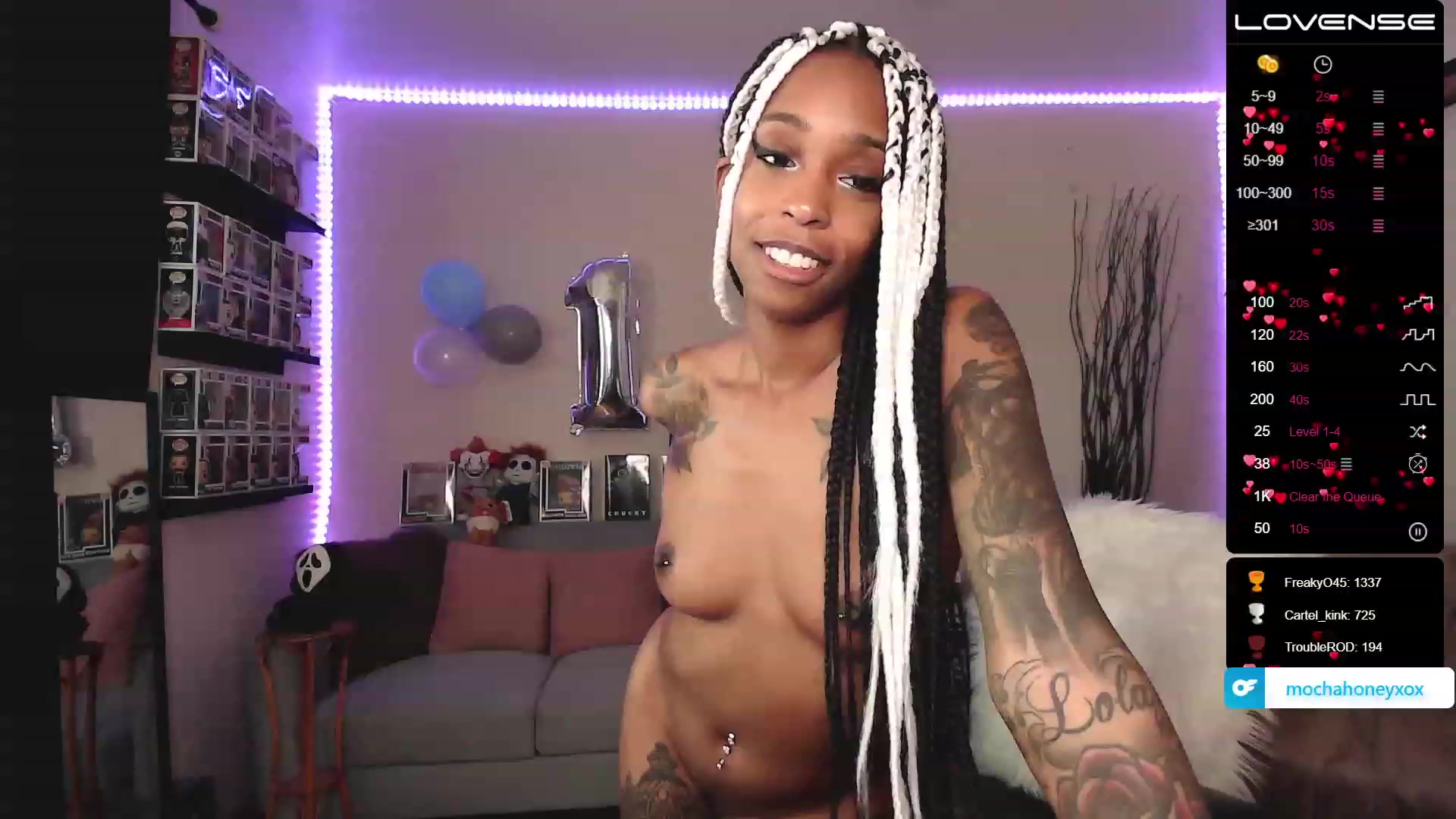 Gallery image thumbnail from mochahoneyxox's myfreecams stream on, 05/30/2023, 16:01 image 14 of 20