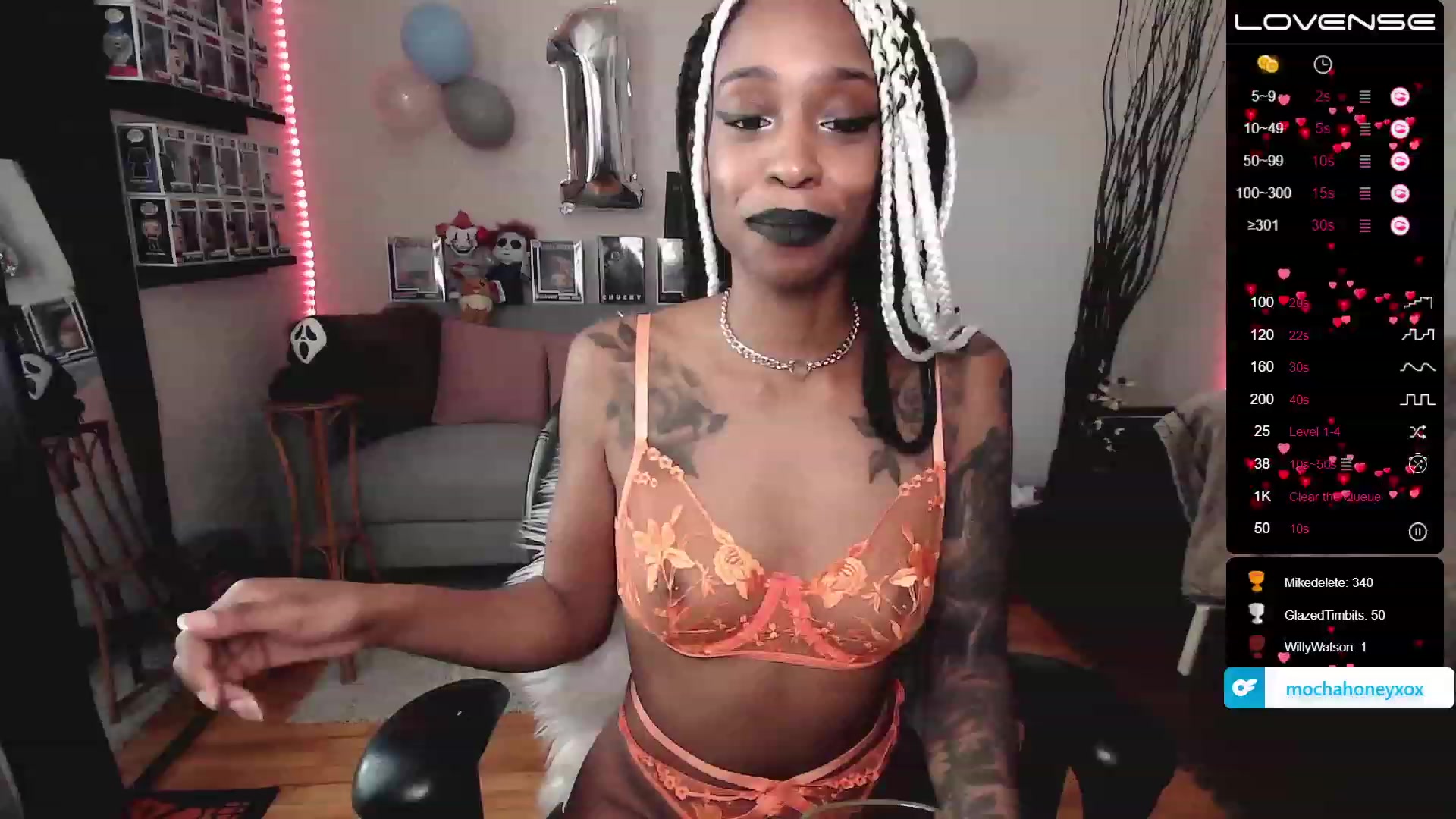 Gallery image thumbnail from mochahoneyxox's myfreecams stream on, 05/31/2023, 15:47 image 2 of 20