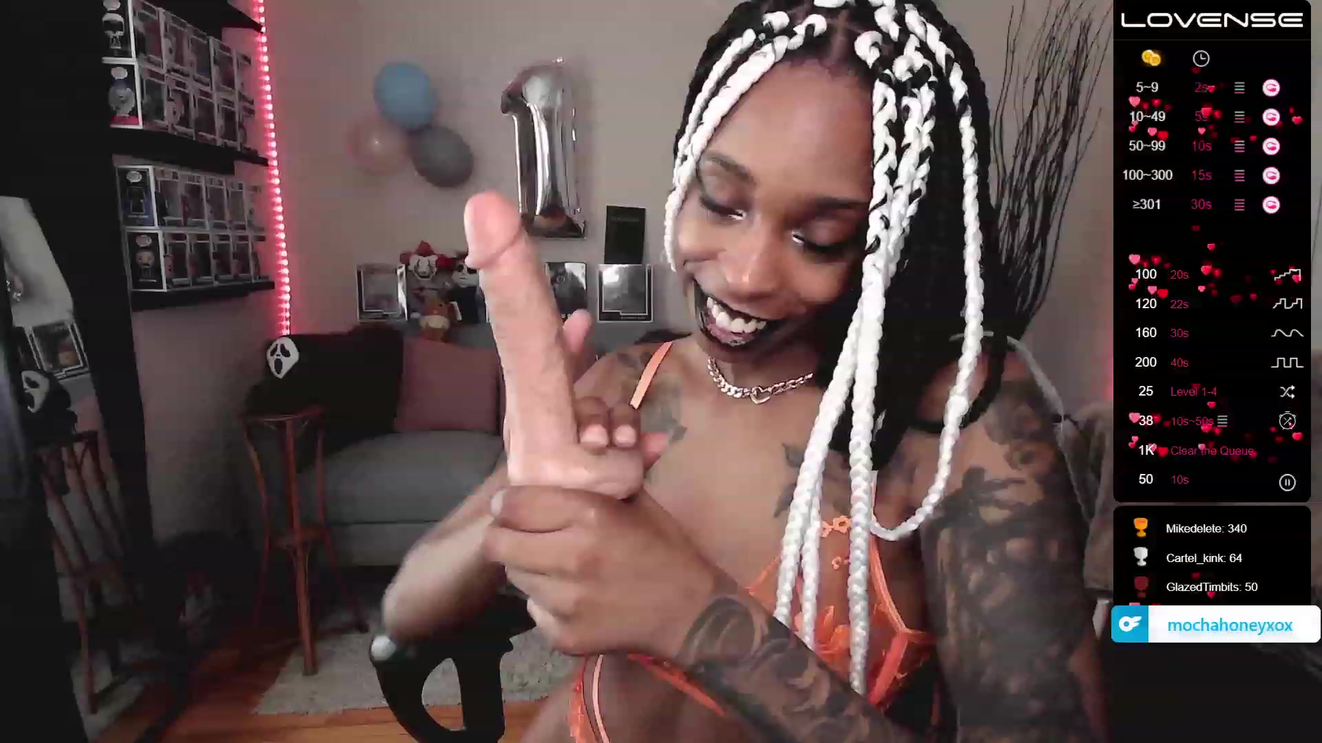 Gallery image thumbnail from mochahoneyxox's myfreecams stream on, 05/31/2023, 15:47 image 9 of 20