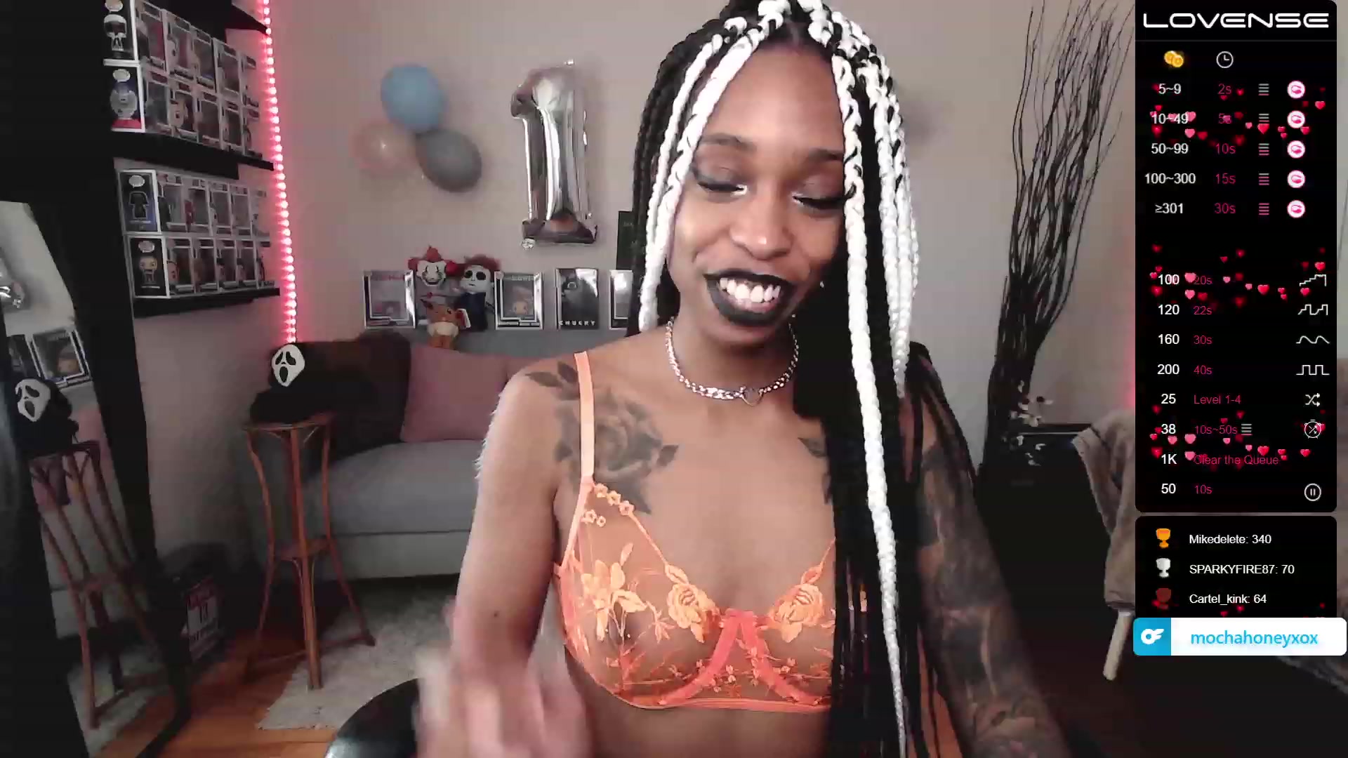Gallery image thumbnail from mochahoneyxox's myfreecams stream on, 05/31/2023, 15:47 image 10 of 20