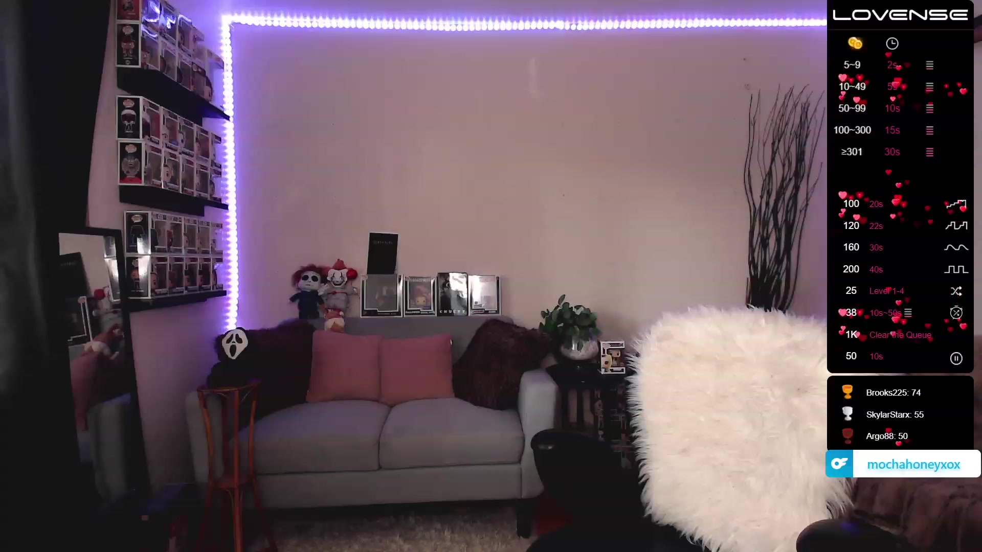 Gallery image thumbnail from mochahoneyxox's myfreecams stream on, 06/09/2023, 17:36 image 6 of 20