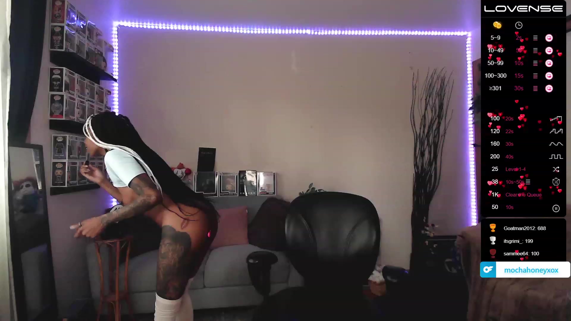 Gallery image thumbnail from mochahoneyxox's myfreecams stream on, 06/10/2023, 16:04 image 17 of 20