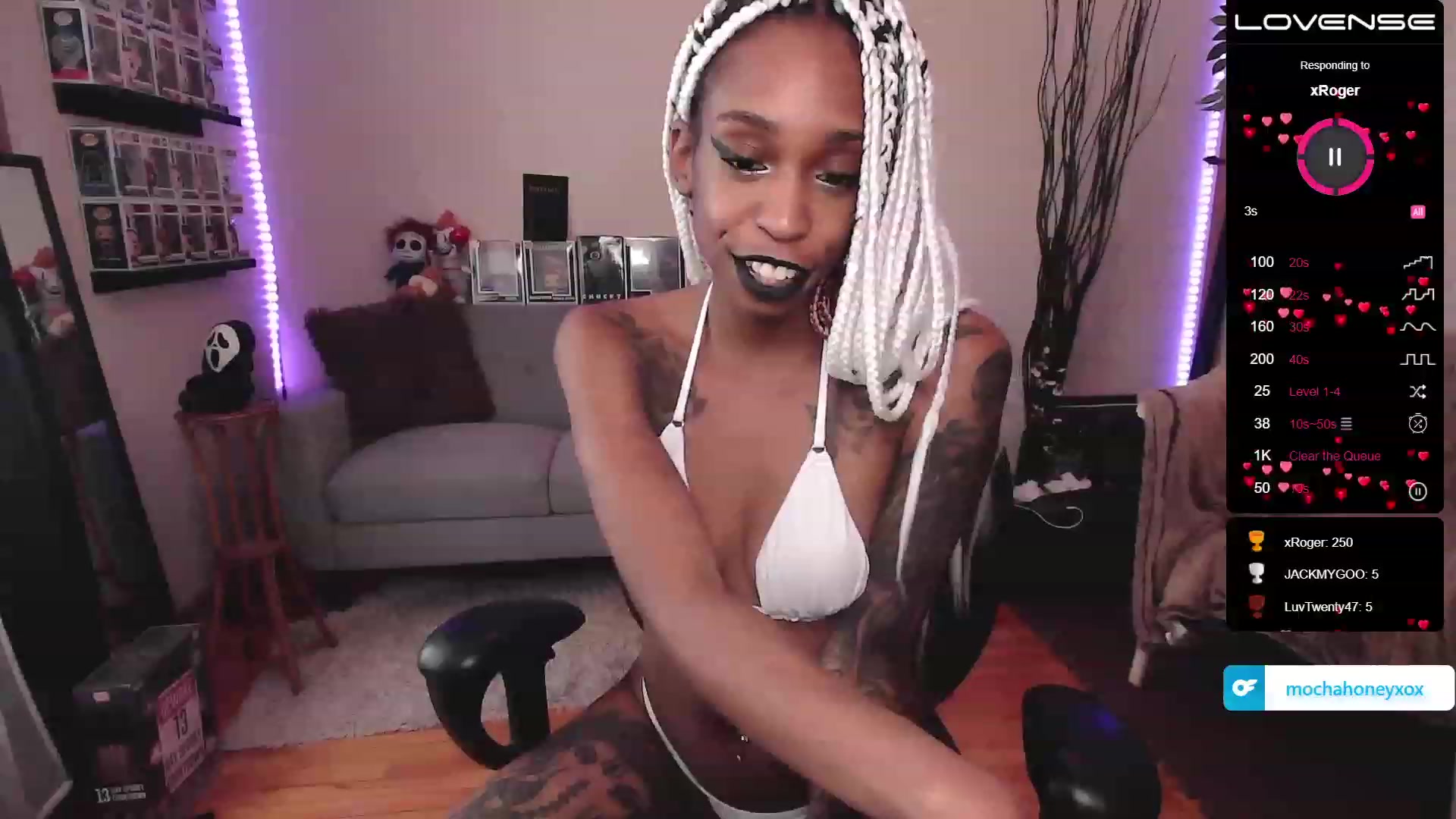 Gallery image thumbnail from mochahoneyxox's myfreecams stream on, 06/20/2023, 15:20 image 1 of 20