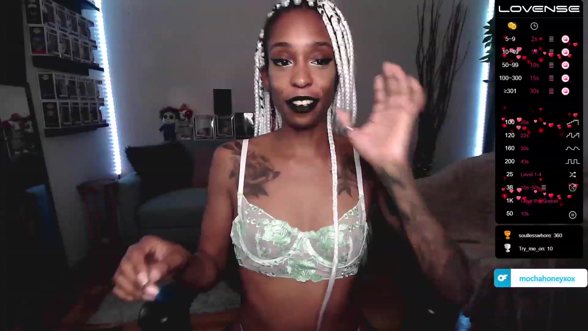 Gallery image thumbnail from mochahoneyxox's myfreecams stream on, 06/26/2023, 16:07 image 5 of 20