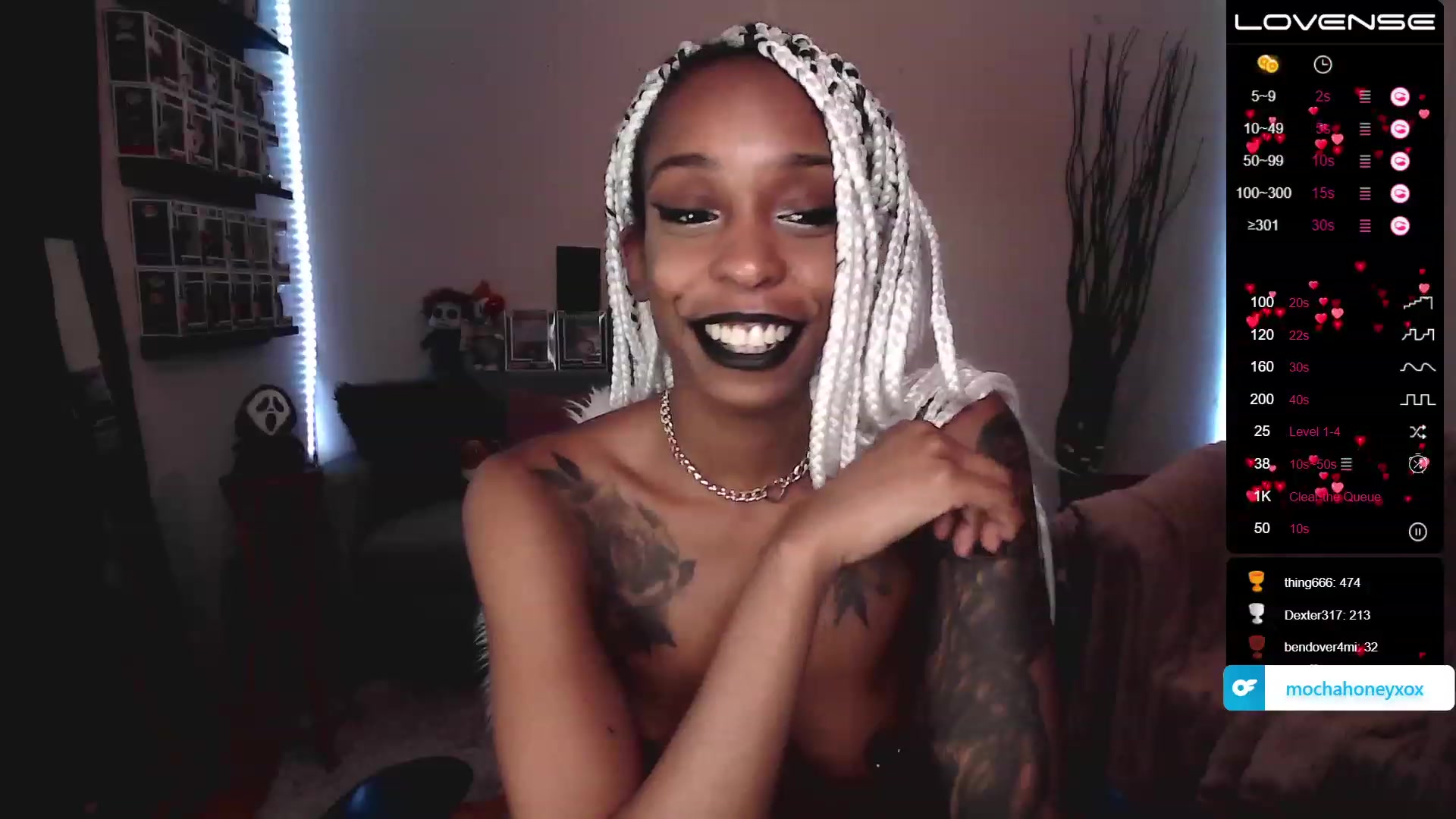 Gallery image thumbnail from mochahoneyxox's myfreecams stream on, 06/28/2023, 17:35 image 16 of 20