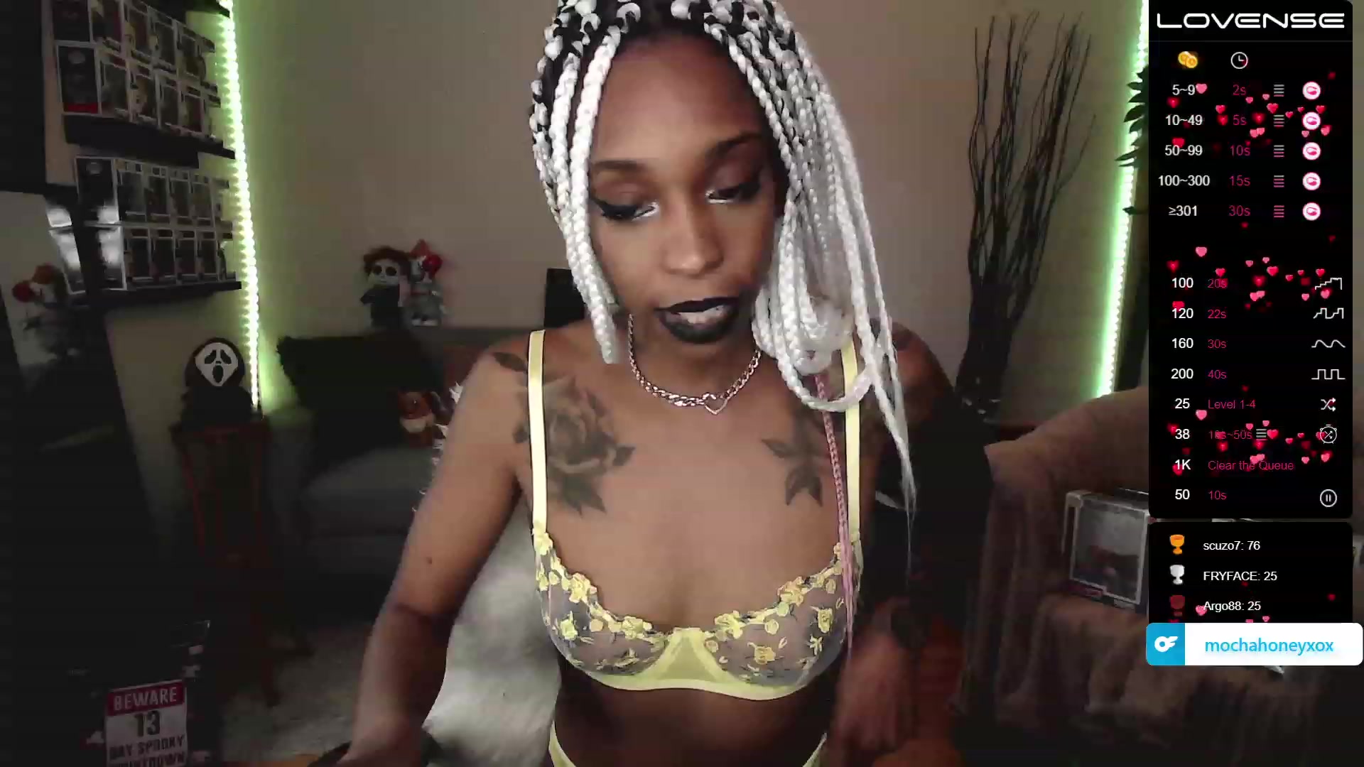 Gallery image thumbnail from mochahoneyxox's myfreecams stream on, 06/29/2023, 16:31 image 1 of 20