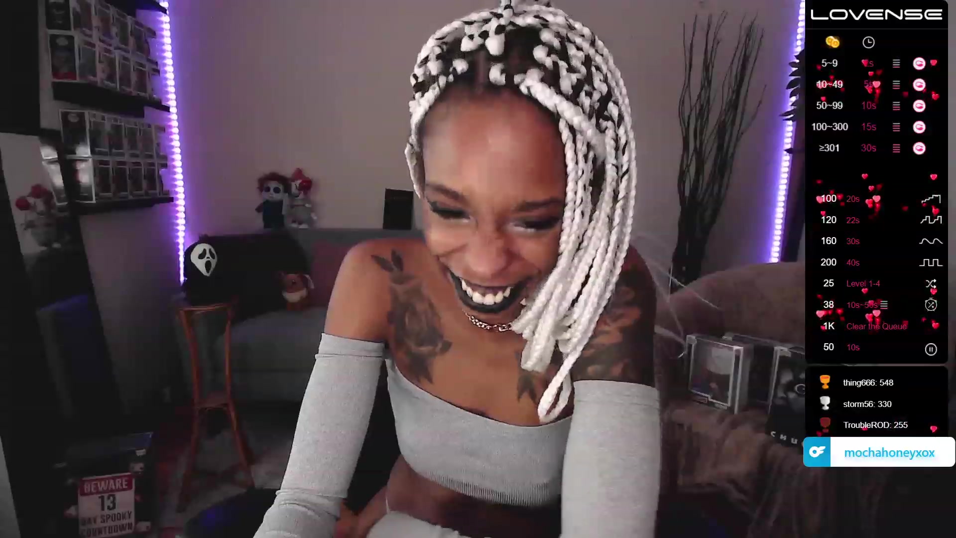 Gallery image thumbnail from mochahoneyxox's myfreecams stream on, 06/30/2023, 17:21 image 20 of 20