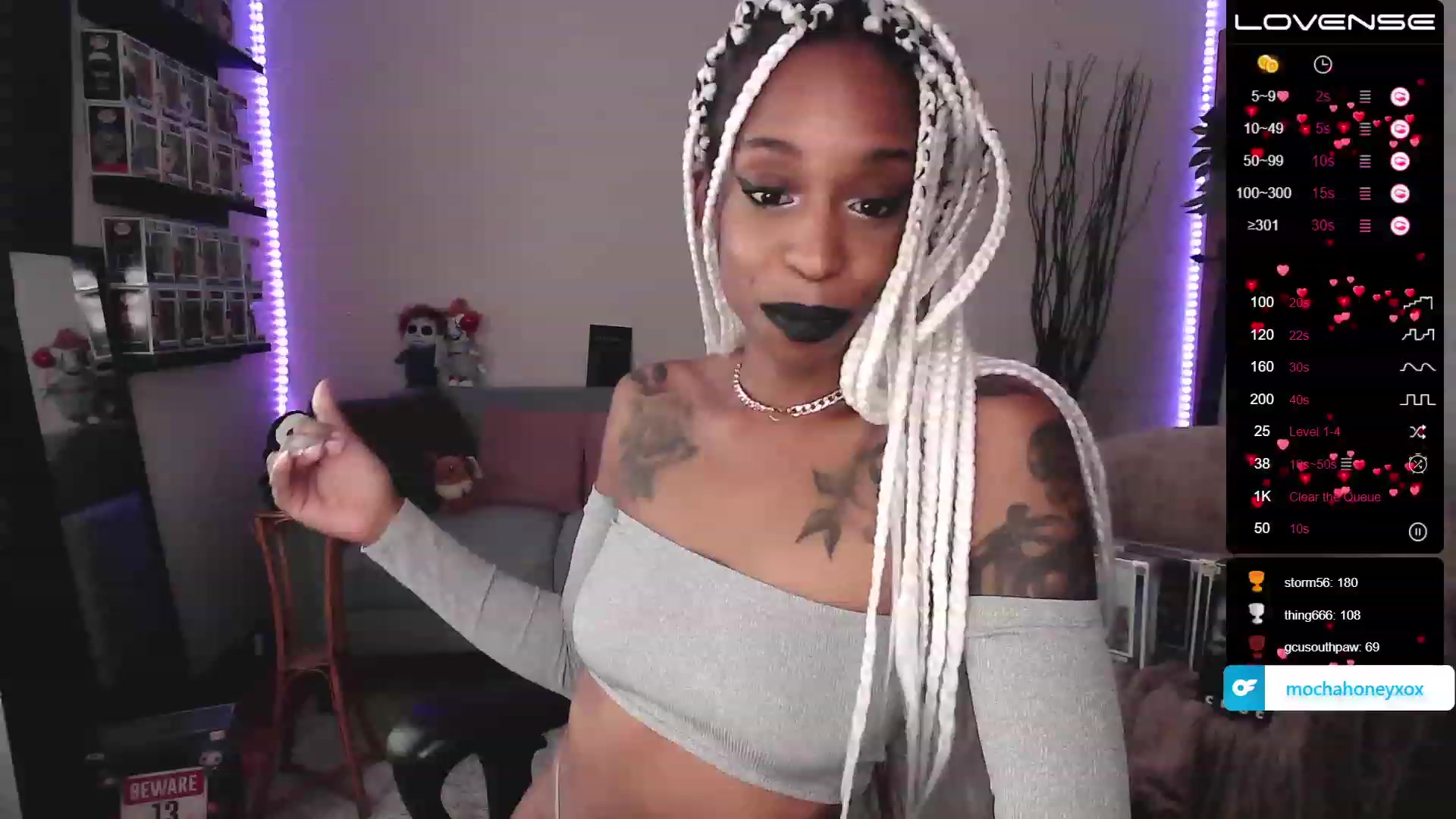 Gallery image thumbnail from mochahoneyxox's myfreecams stream on, 06/30/2023, 17:21 image 3 of 20