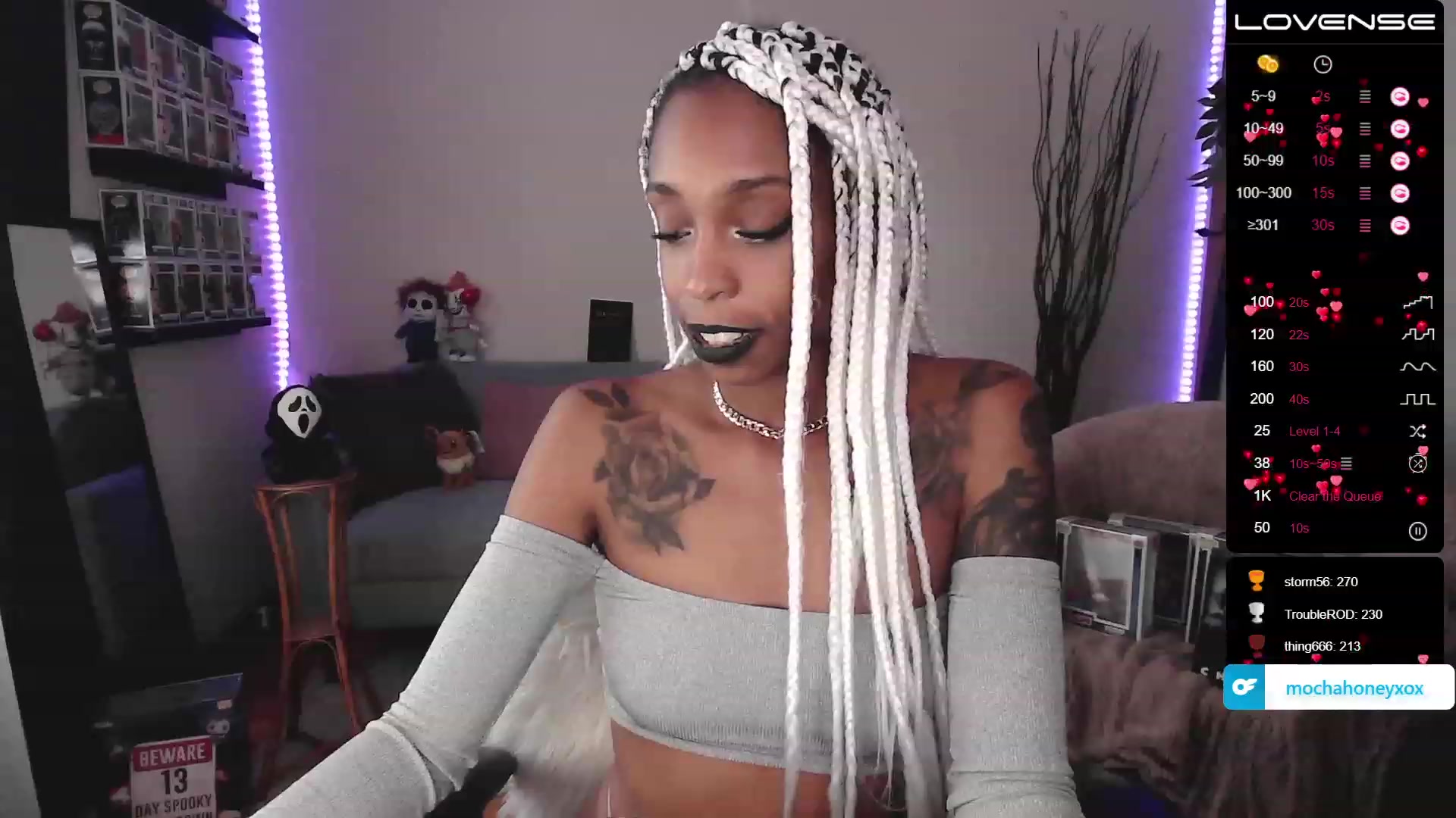Gallery image thumbnail from mochahoneyxox's myfreecams stream on, 06/30/2023, 17:21 image 7 of 20