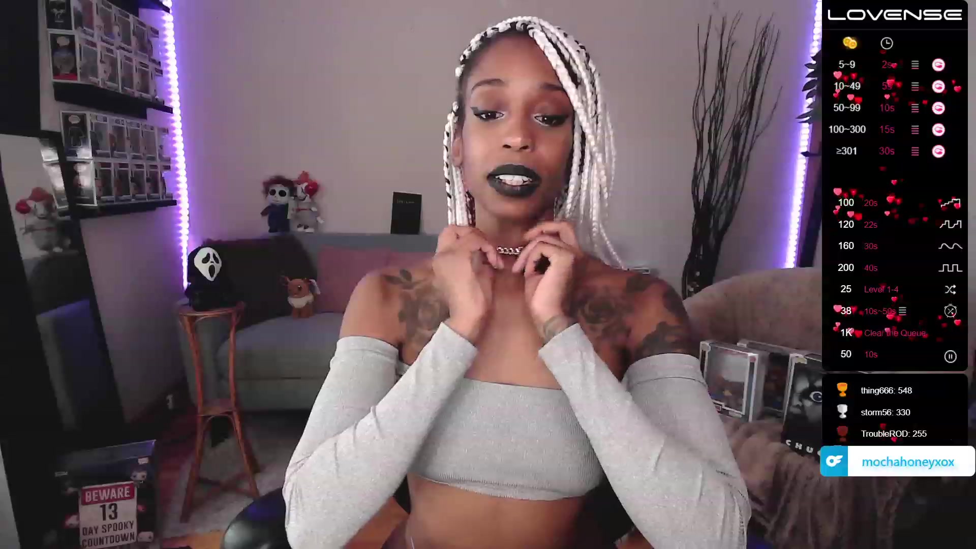 Gallery image thumbnail from mochahoneyxox's myfreecams stream on, 06/30/2023, 17:21 image 19 of 20