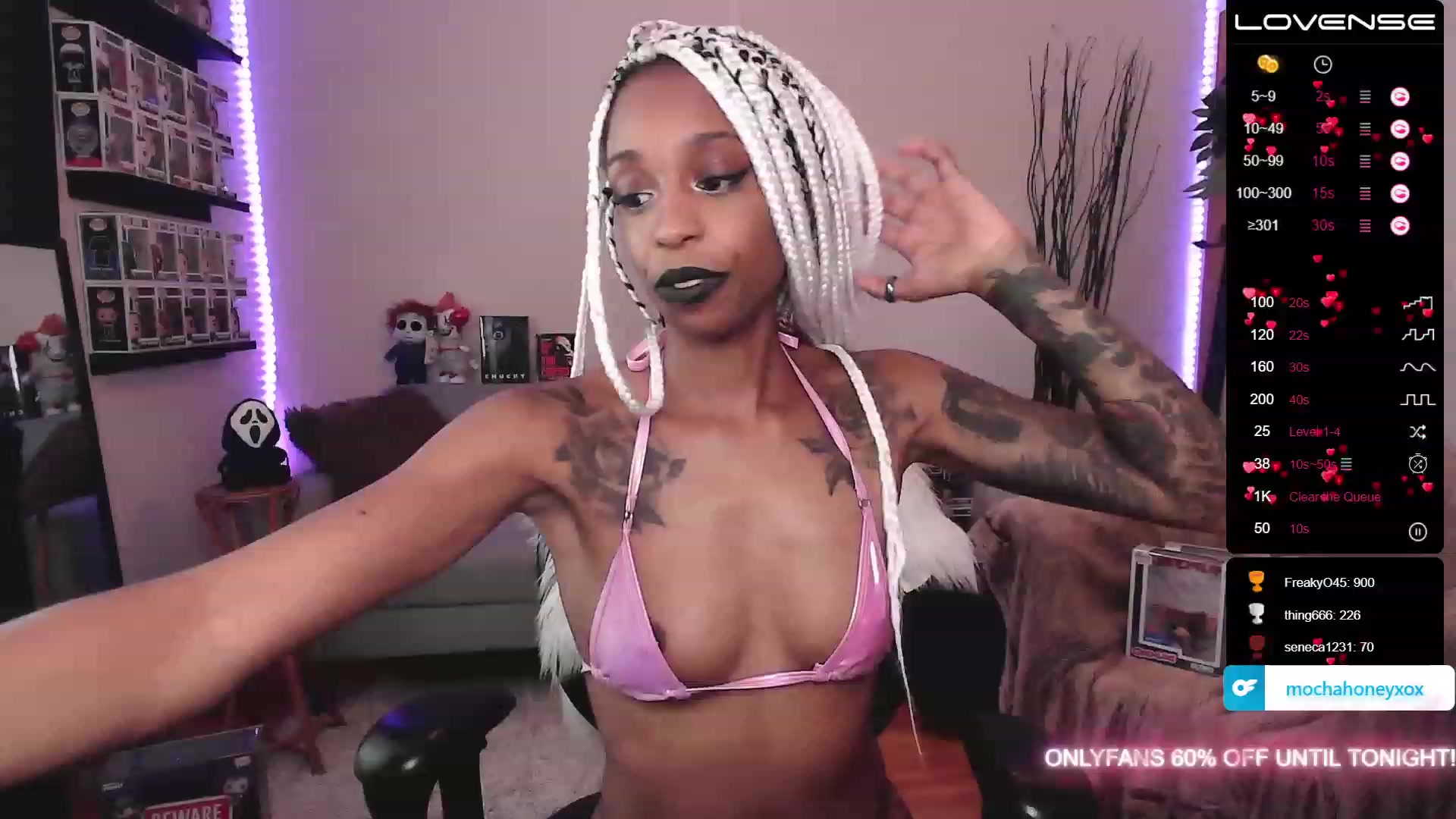 Gallery image thumbnail from mochahoneyxox's myfreecams stream on, 07/06/2023, 17:10 image 17 of 20