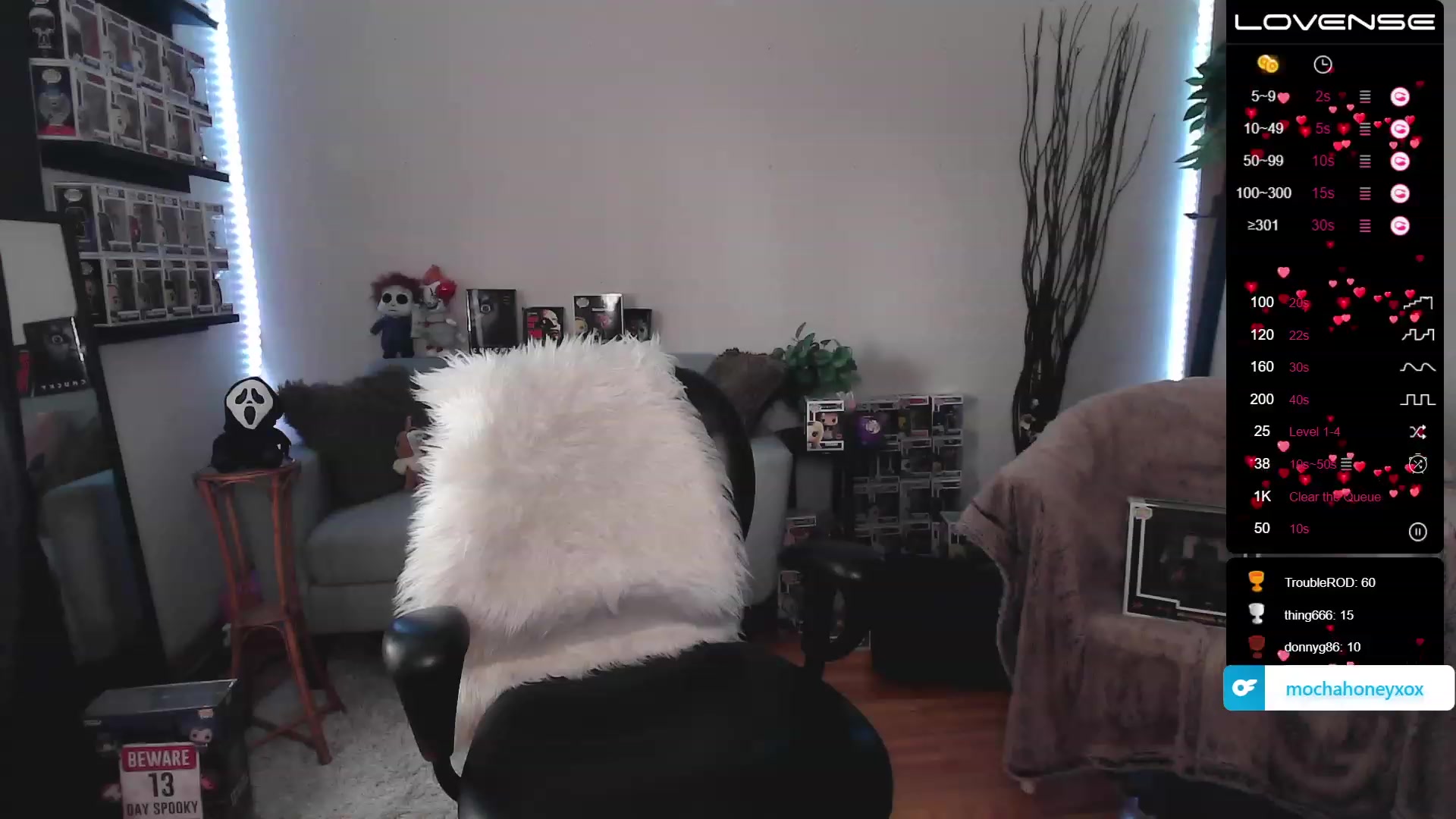 Gallery image thumbnail from mochahoneyxox's myfreecams stream on, 07/11/2023, 15:12 image 11 of 20