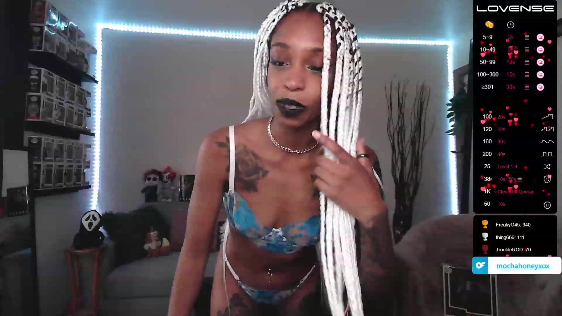 Gallery image thumbnail from mochahoneyxox's myfreecams stream on, 07/11/2023, 15:12 image 19 of 20