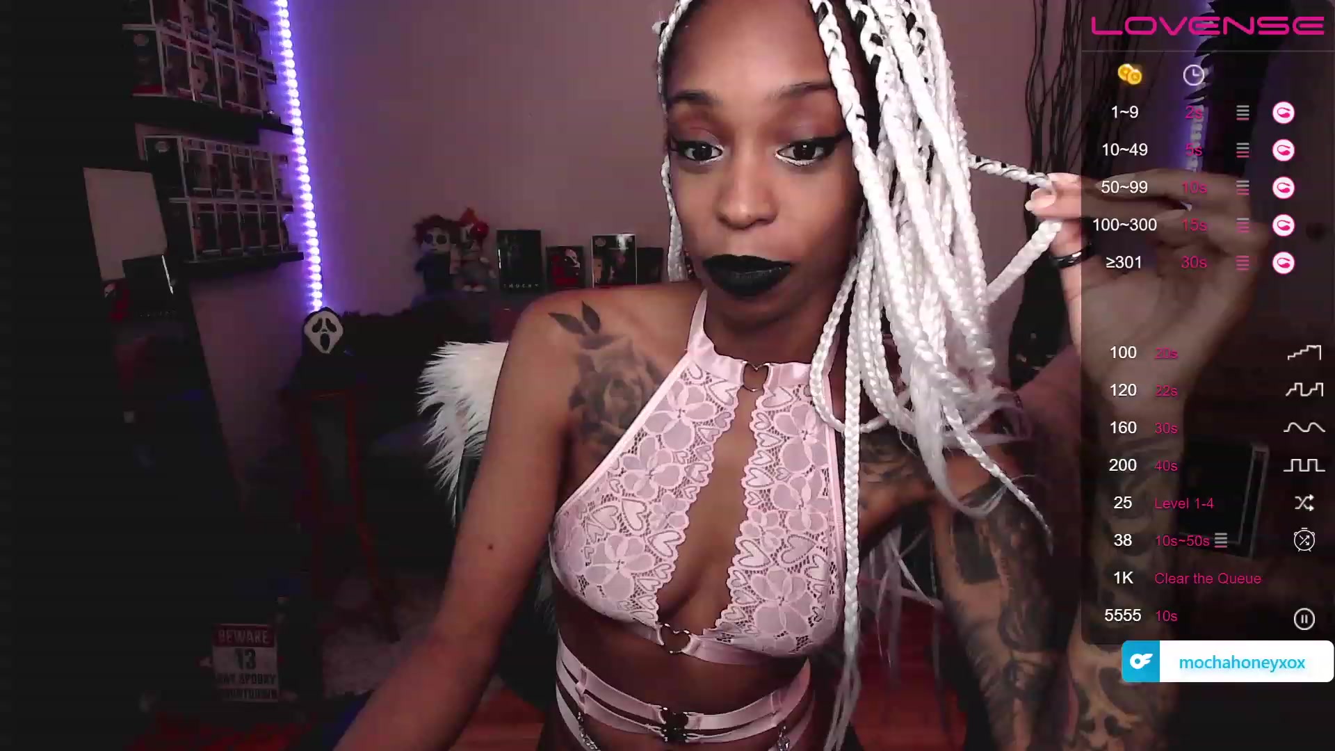 Gallery image thumbnail from mochahoneyxox's myfreecams stream on, 07/13/2023, 15:33 image 7 of 20