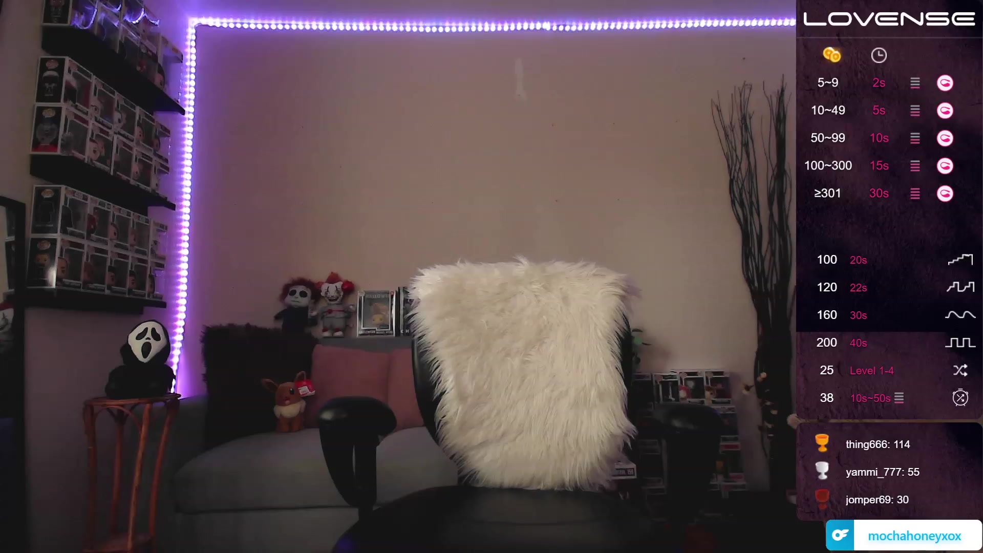 Gallery image thumbnail from mochahoneyxox's myfreecams stream on, 07/17/2023, 15:42 image 7 of 20