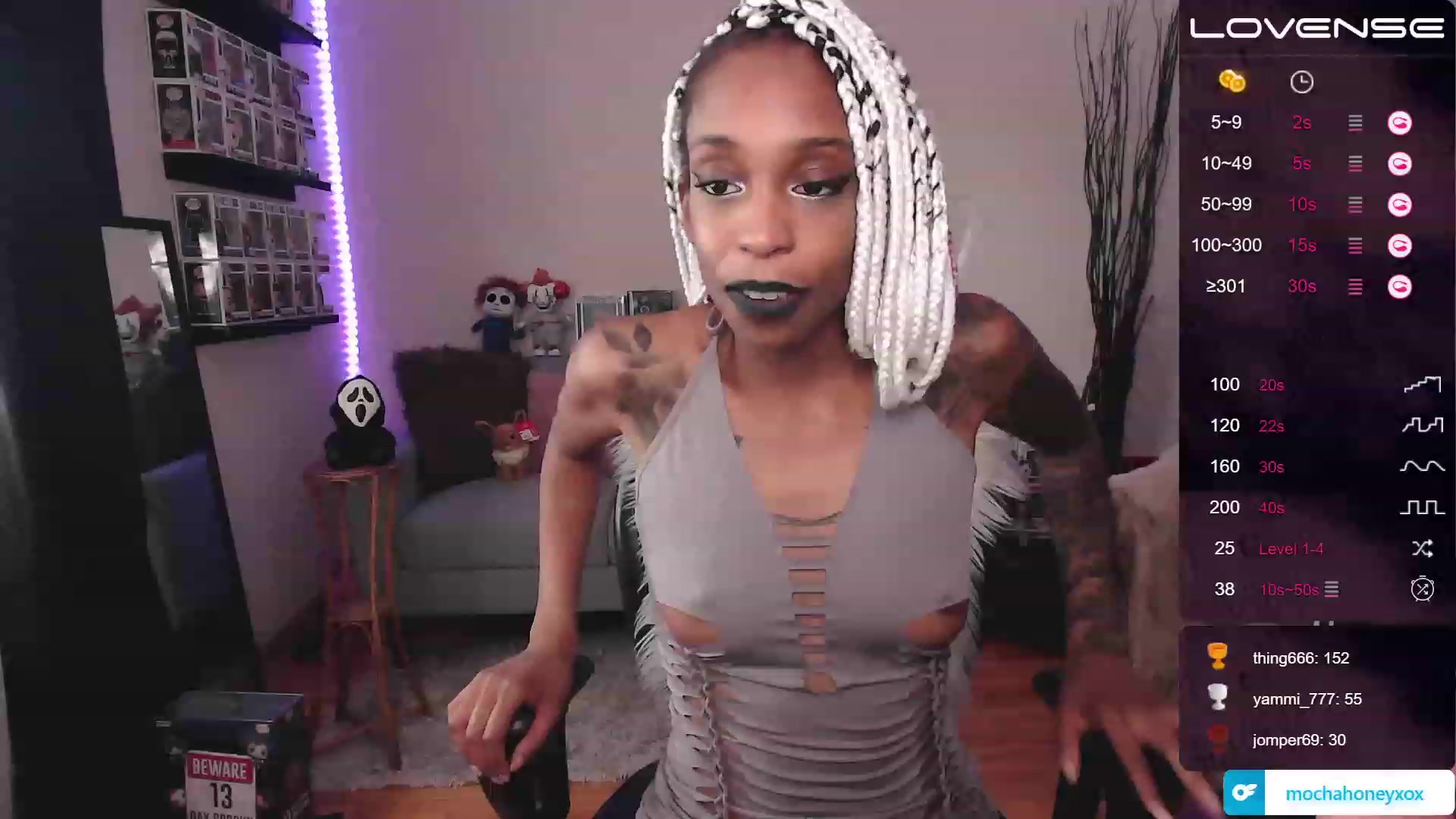 Gallery image thumbnail from mochahoneyxox's myfreecams stream on, 07/17/2023, 15:42 image 17 of 20