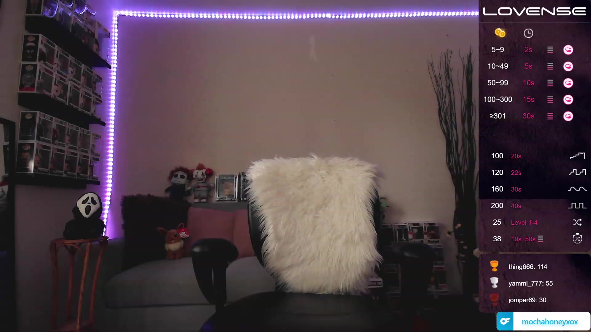 Gallery image thumbnail from mochahoneyxox's myfreecams stream on, 07/17/2023, 15:42 image 6 of 20