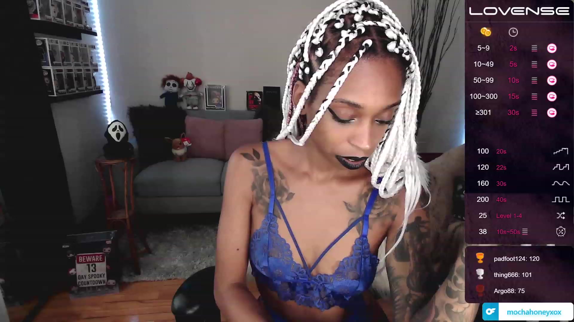 Gallery image thumbnail from mochahoneyxox's myfreecams stream on, 07/18/2023, 17:24 image 17 of 20