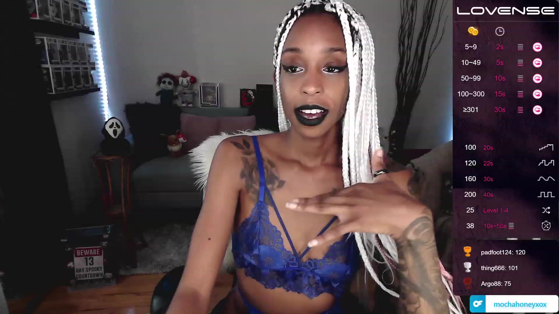 Gallery image thumbnail from mochahoneyxox's myfreecams stream on, 07/18/2023, 17:24 image 18 of 20