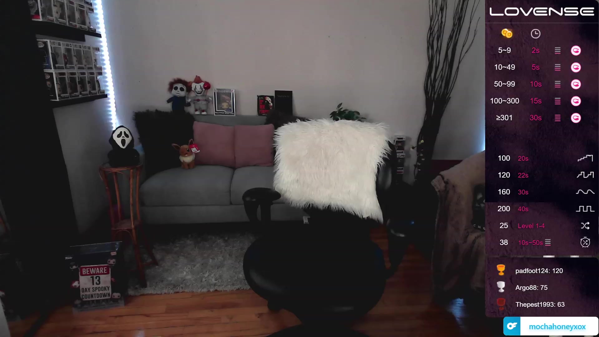 Gallery image thumbnail from mochahoneyxox's myfreecams stream on, 07/18/2023, 17:24 image 15 of 20