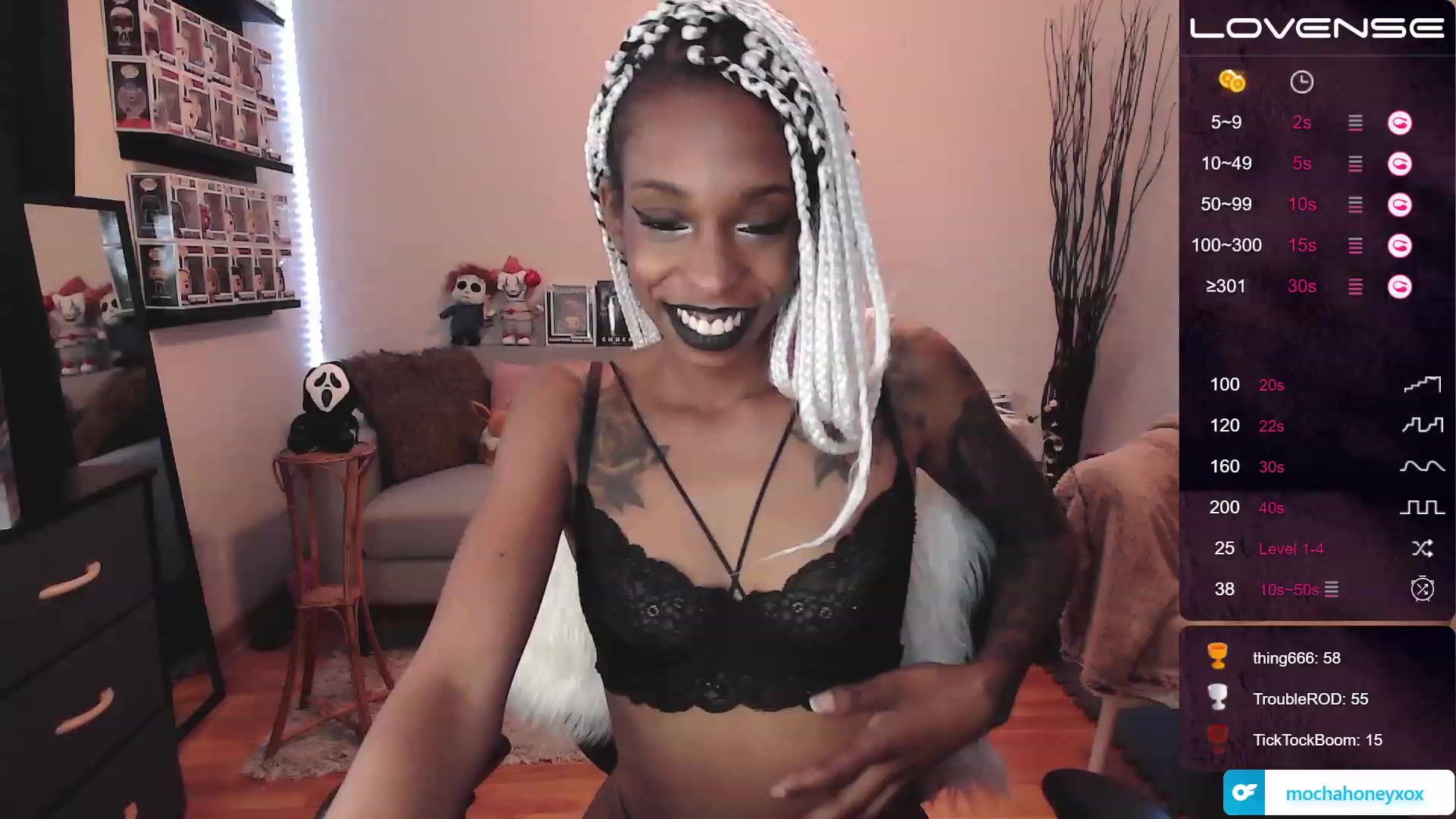 Gallery image thumbnail from mochahoneyxox's myfreecams stream on, 07/31/2023, 14:48 image 13 of 20