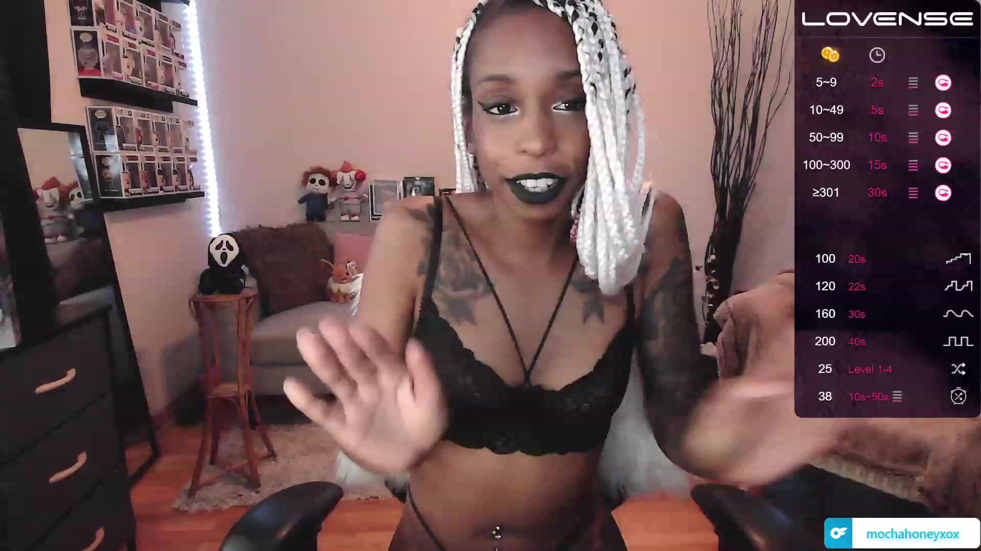 Gallery image thumbnail from mochahoneyxox's myfreecams stream on, 07/31/2023, 14:48 image 2 of 20