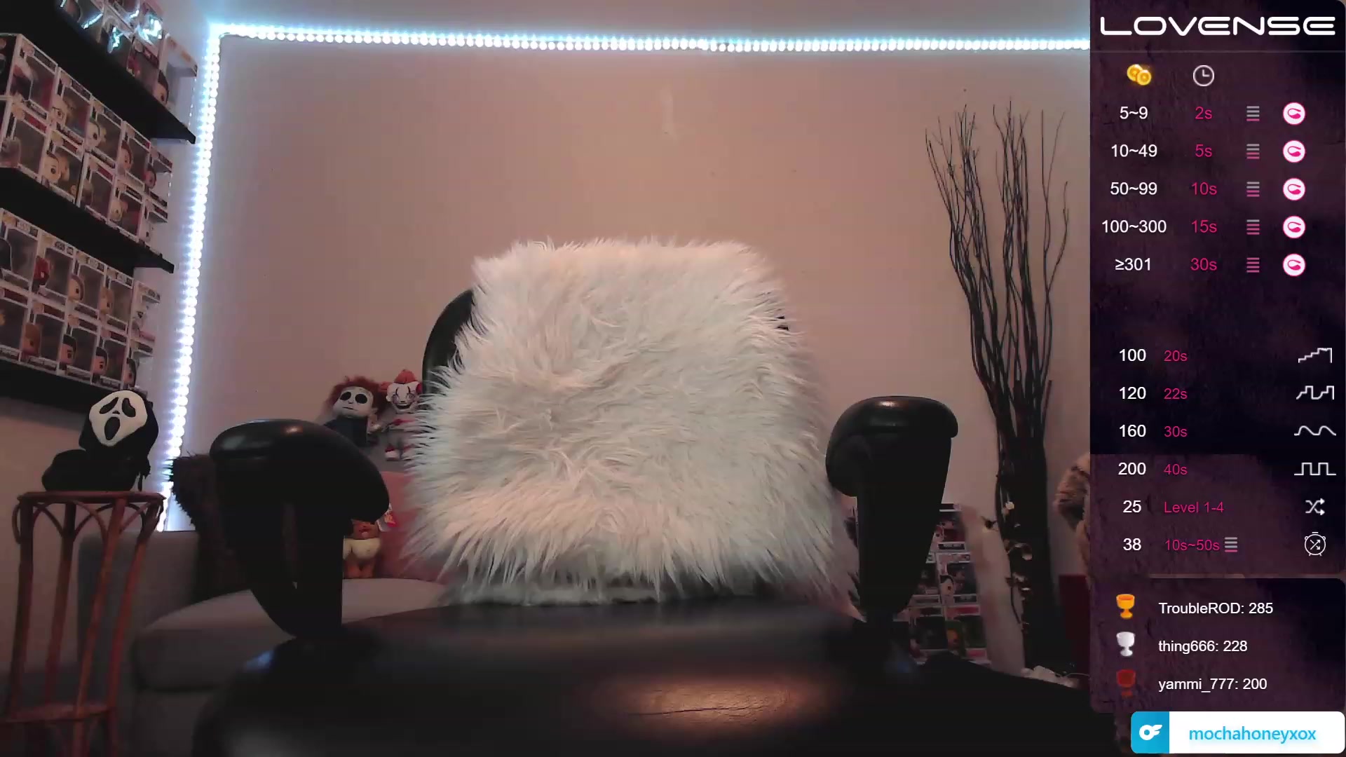 Gallery image thumbnail from mochahoneyxox's myfreecams stream on, 07/31/2023, 16:30 image 4 of 20