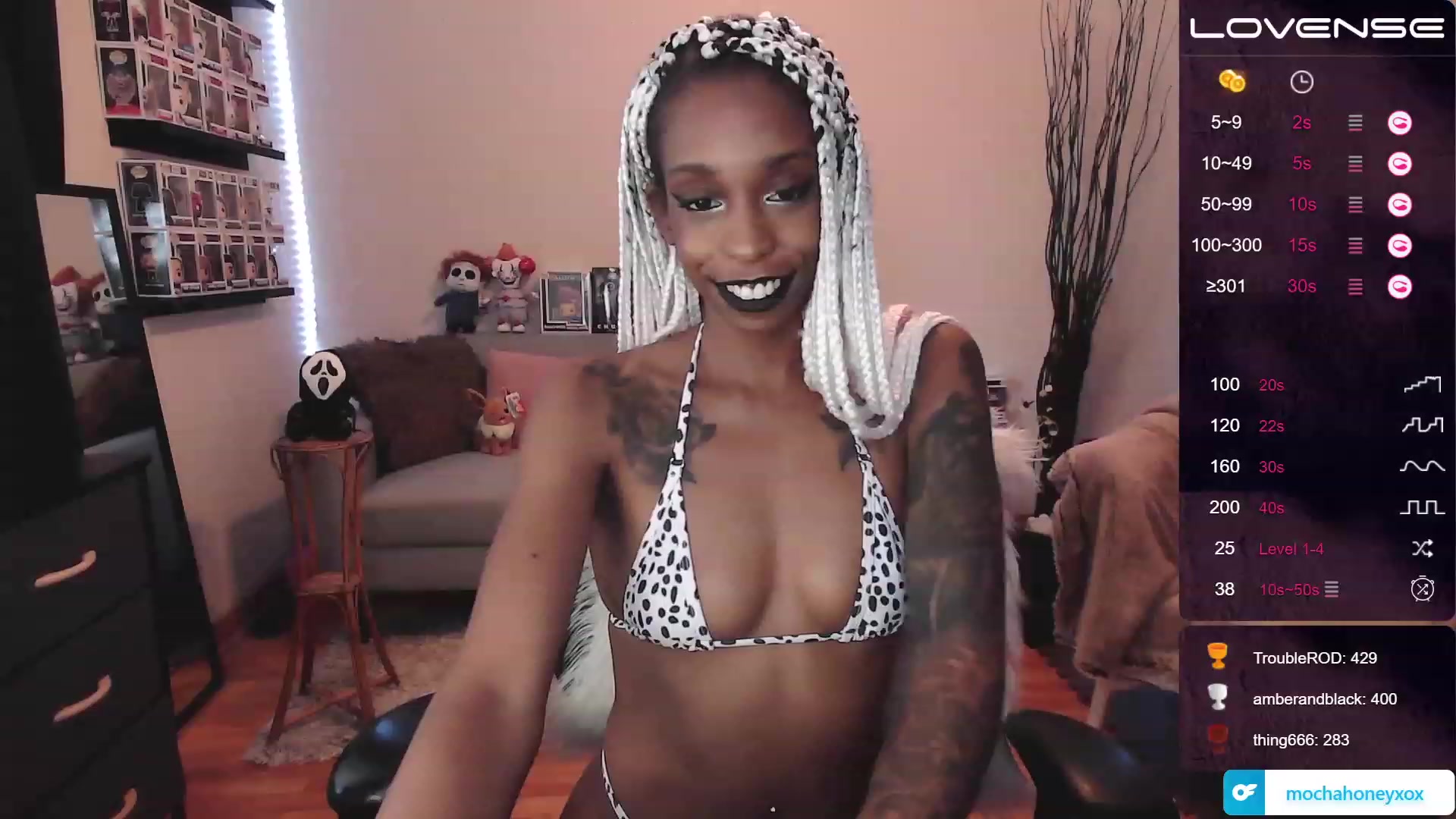 Gallery image thumbnail from mochahoneyxox's myfreecams stream on, 07/31/2023, 16:30 image 20 of 20