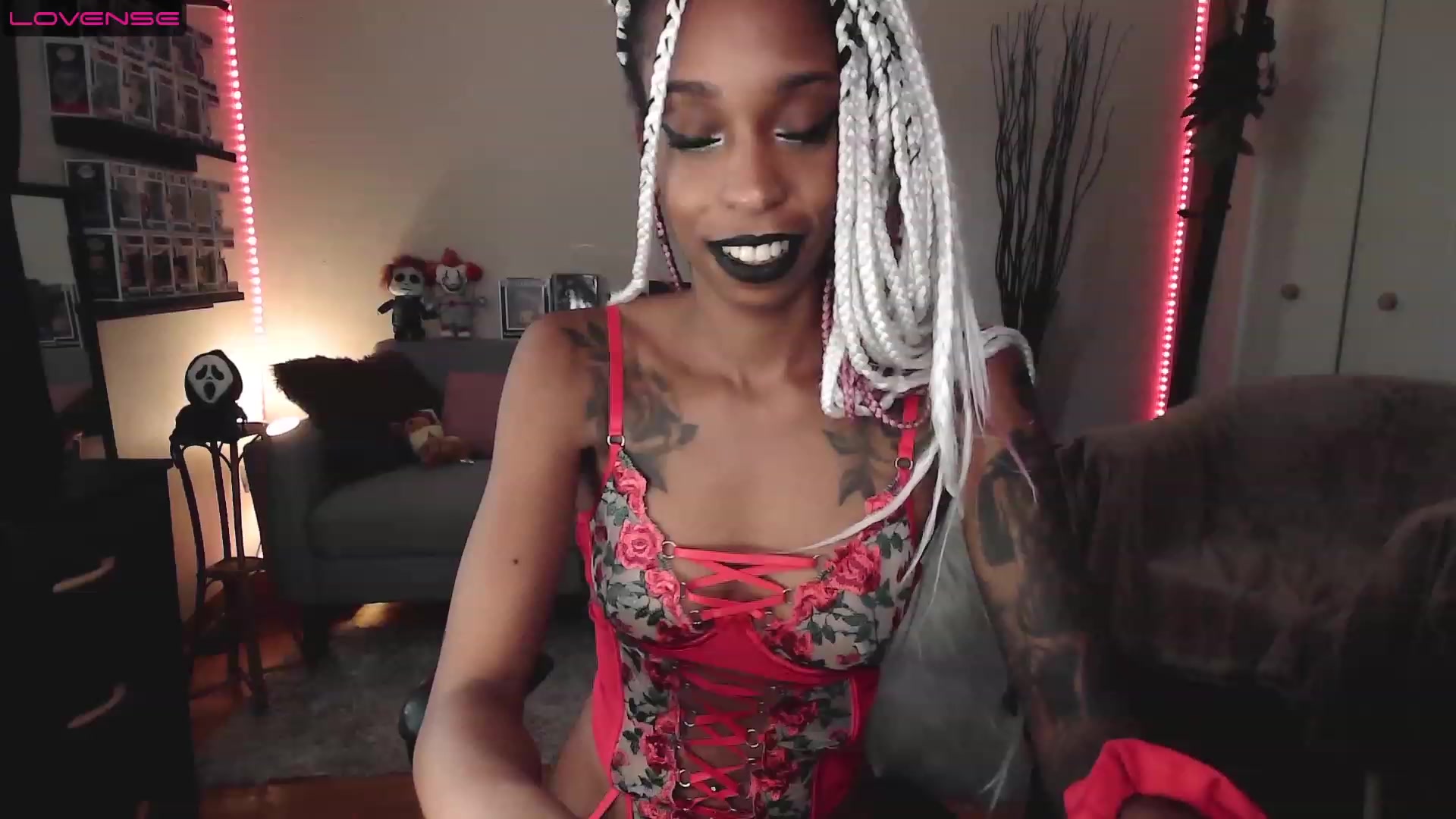 Gallery image thumbnail from mochahoneyxox's myfreecams stream on, 08/04/2023, 16:55 image 12 of 20