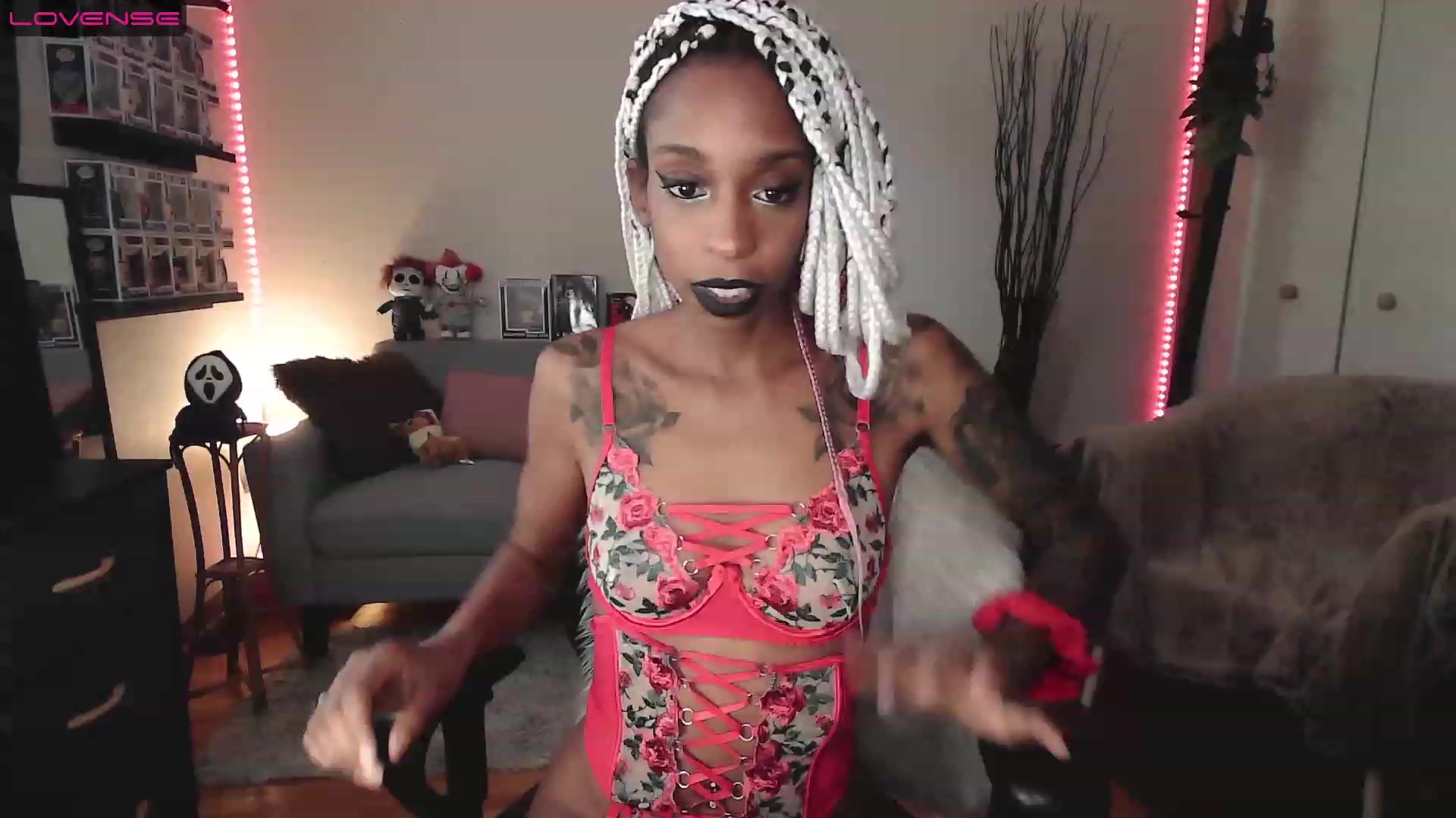 Gallery image thumbnail from mochahoneyxox's myfreecams stream on, 08/04/2023, 16:55 image 15 of 20