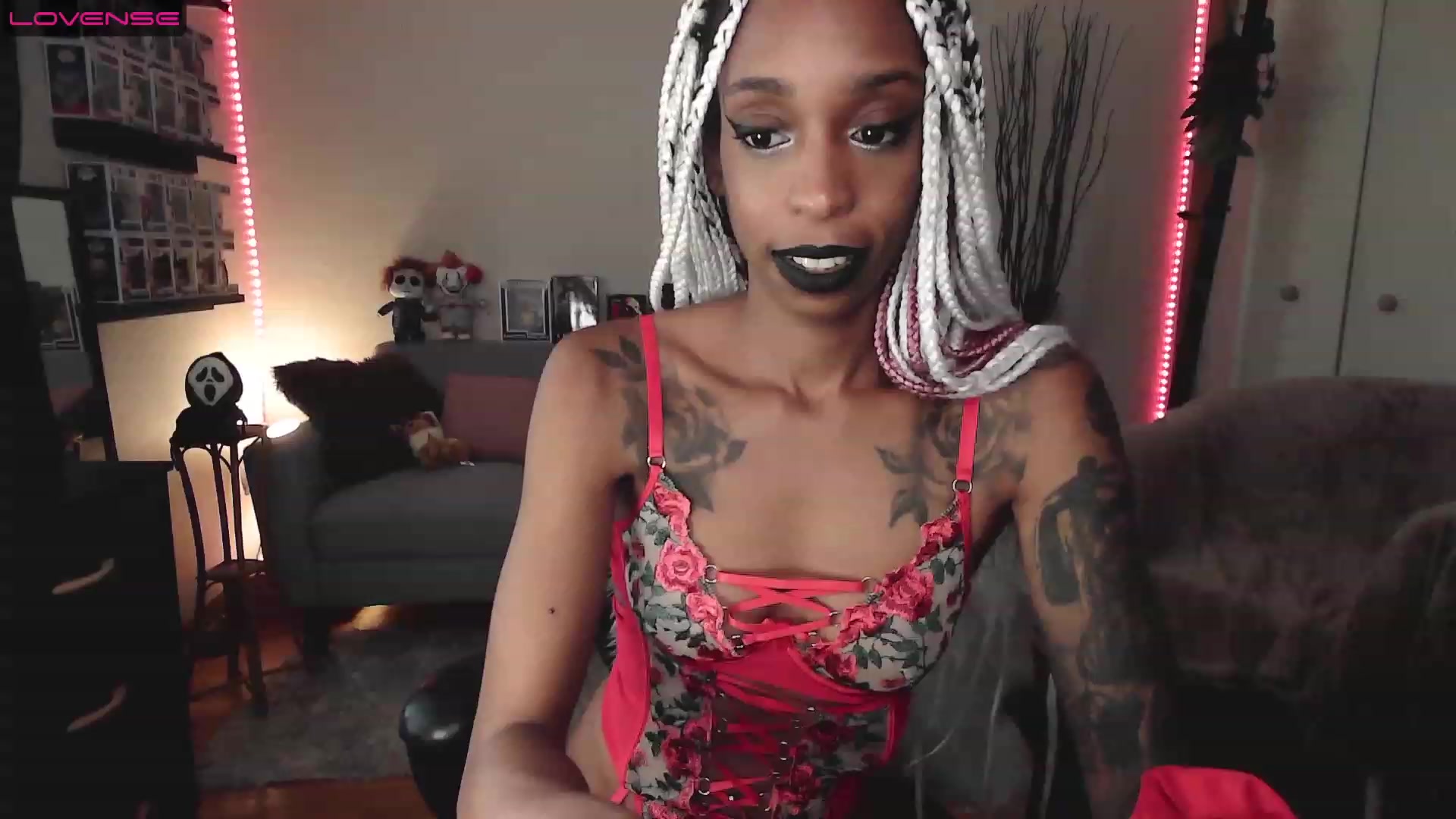 Gallery image thumbnail from mochahoneyxox's myfreecams stream on, 08/04/2023, 16:55 image 11 of 20