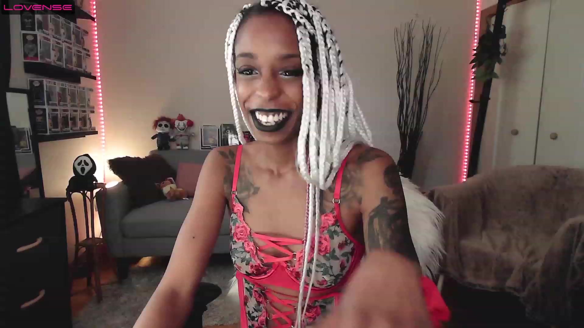 Gallery image thumbnail from mochahoneyxox's myfreecams stream on, 08/04/2023, 16:55 image 1 of 20