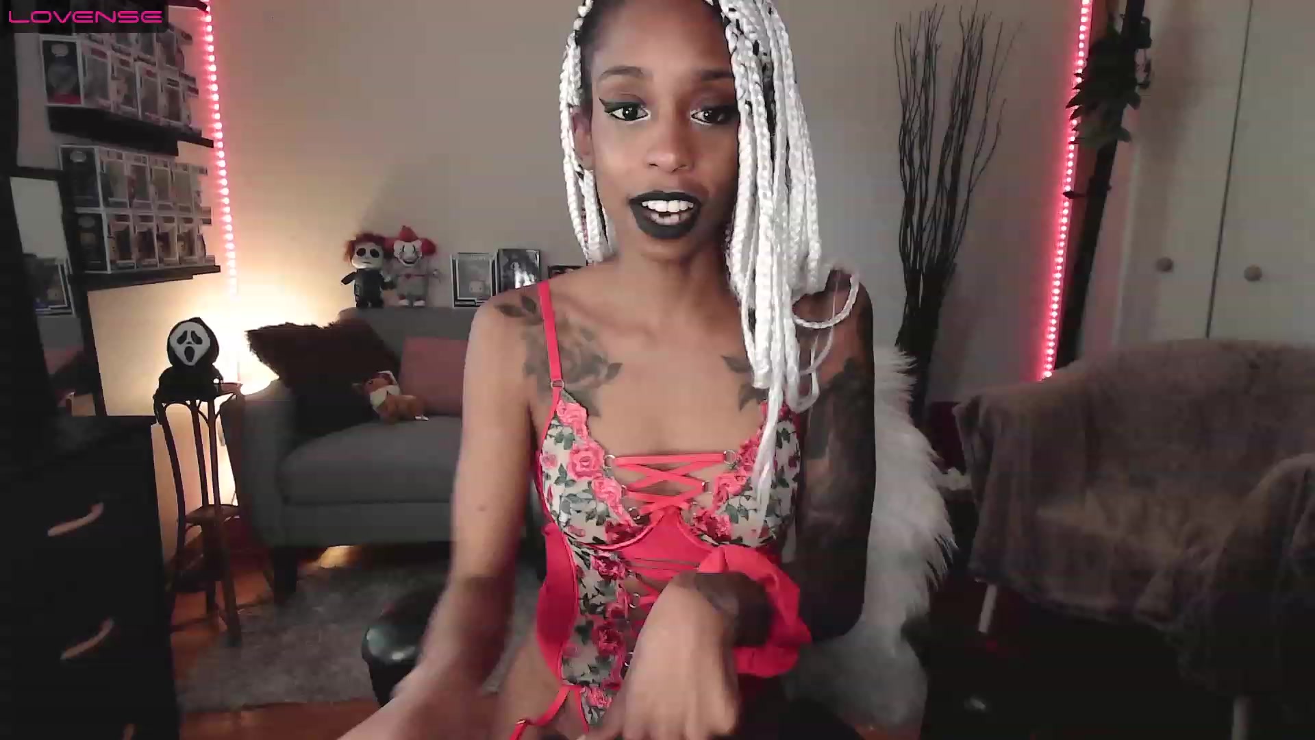 Gallery image thumbnail from mochahoneyxox's myfreecams stream on, 08/04/2023, 16:55 image 10 of 20