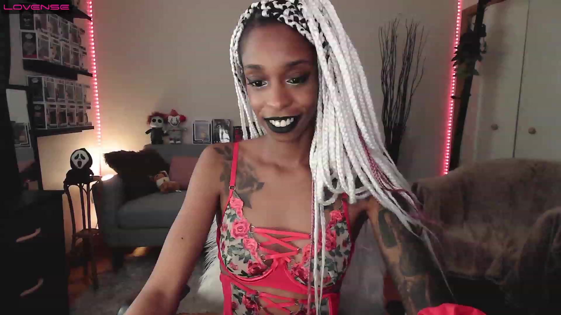 Gallery image thumbnail from mochahoneyxox's myfreecams stream on, 08/04/2023, 16:55 image 3 of 20