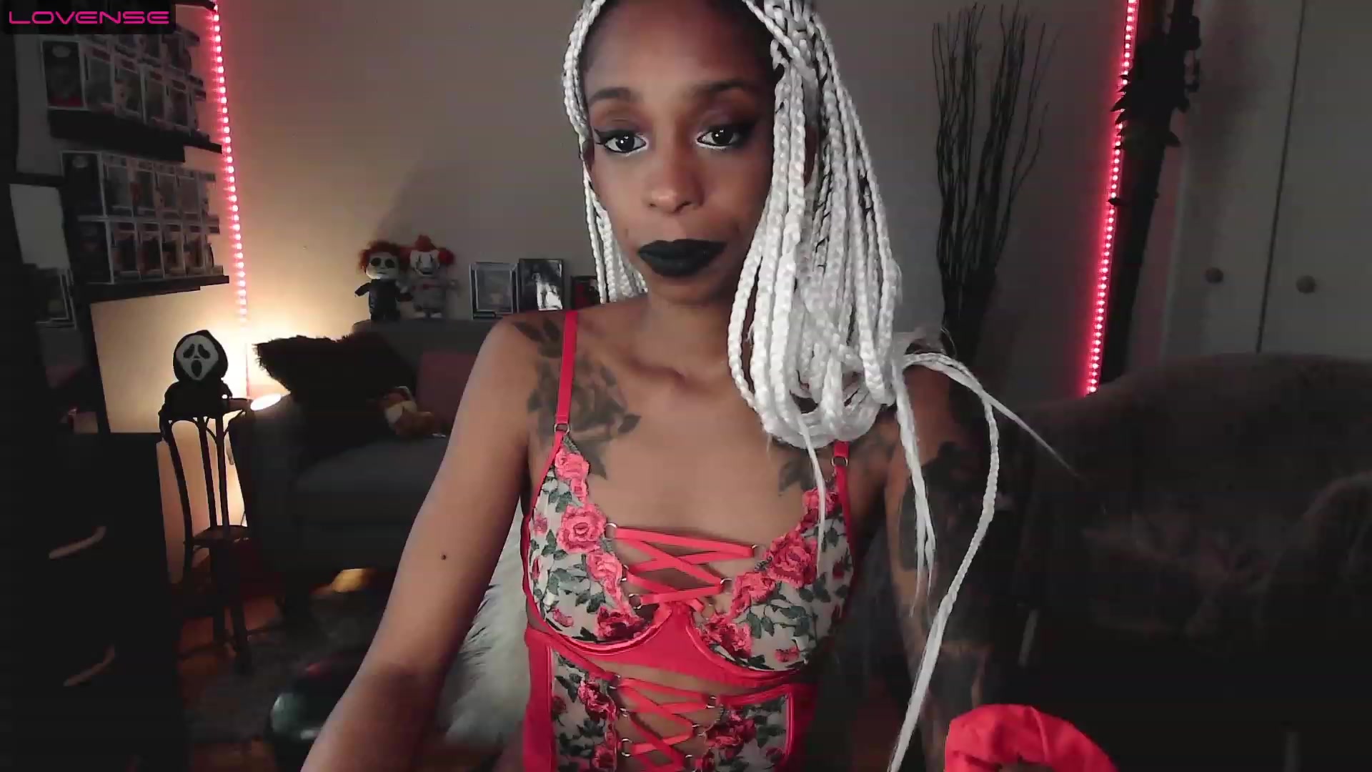 Gallery image thumbnail from mochahoneyxox's myfreecams stream on, 08/04/2023, 16:55 image 20 of 20