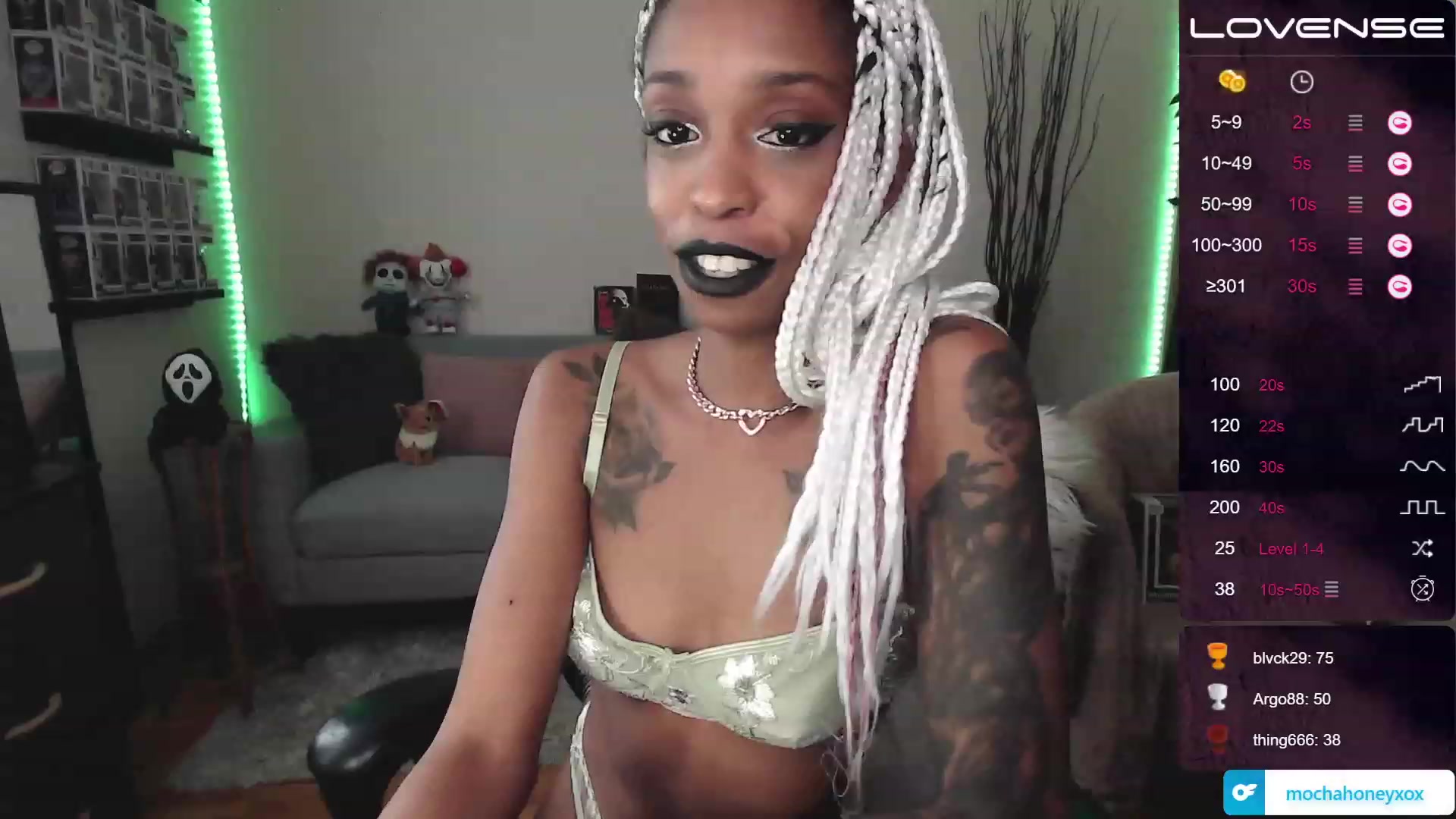 Gallery image thumbnail from mochahoneyxox's myfreecams stream on, 08/05/2023, 14:44 image 12 of 20