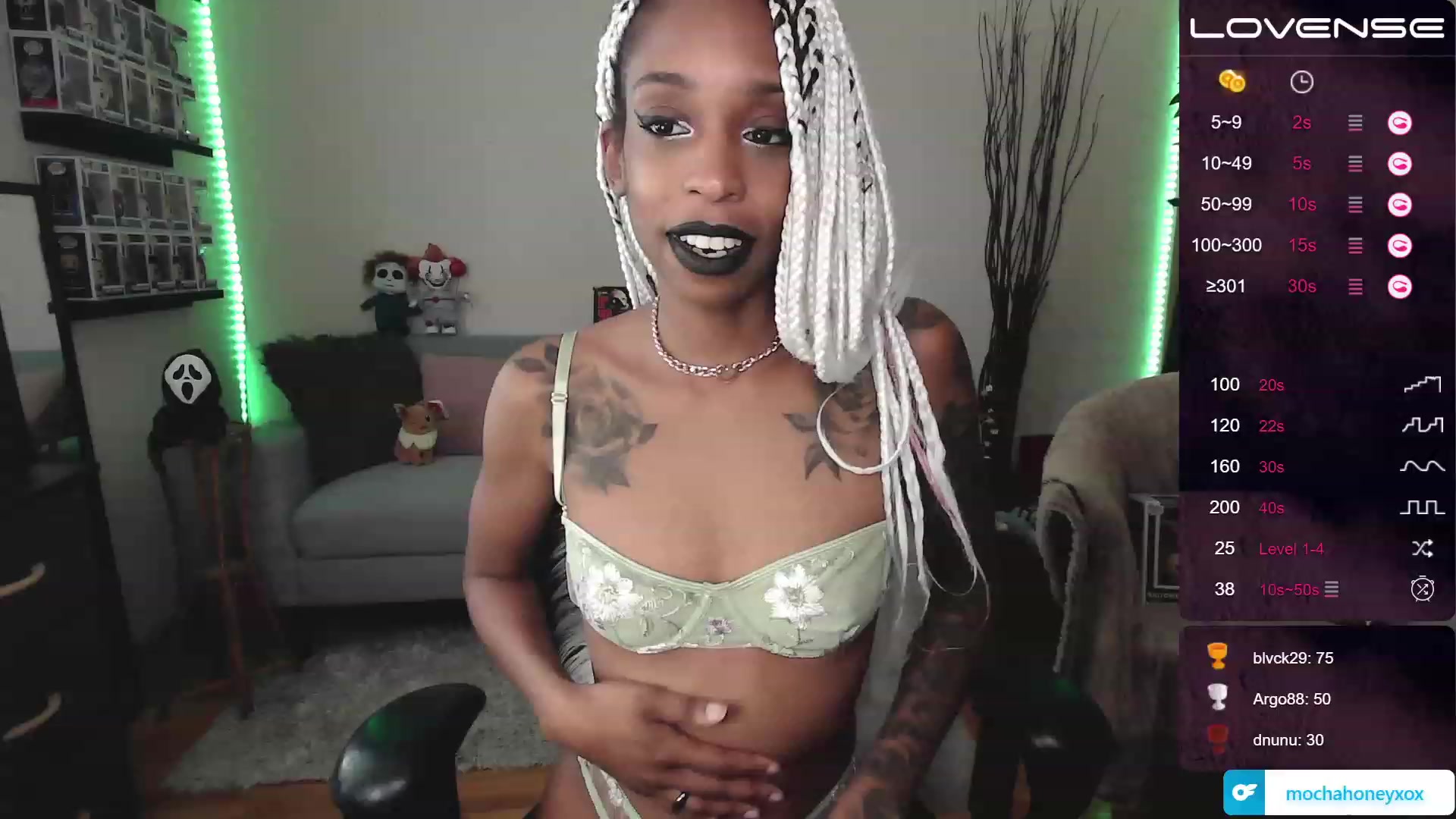 Gallery image thumbnail from mochahoneyxox's myfreecams stream on, 08/05/2023, 14:44 image 10 of 20