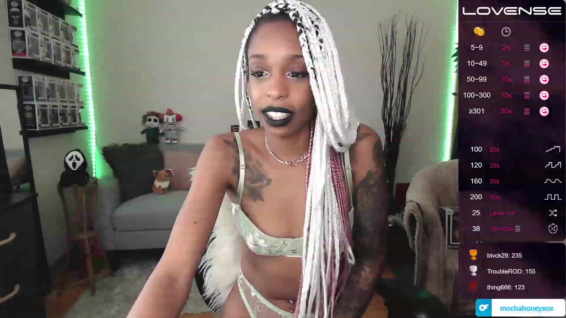 Gallery image thumbnail from mochahoneyxox's myfreecams stream on, 08/05/2023, 16:05 image 3 of 20