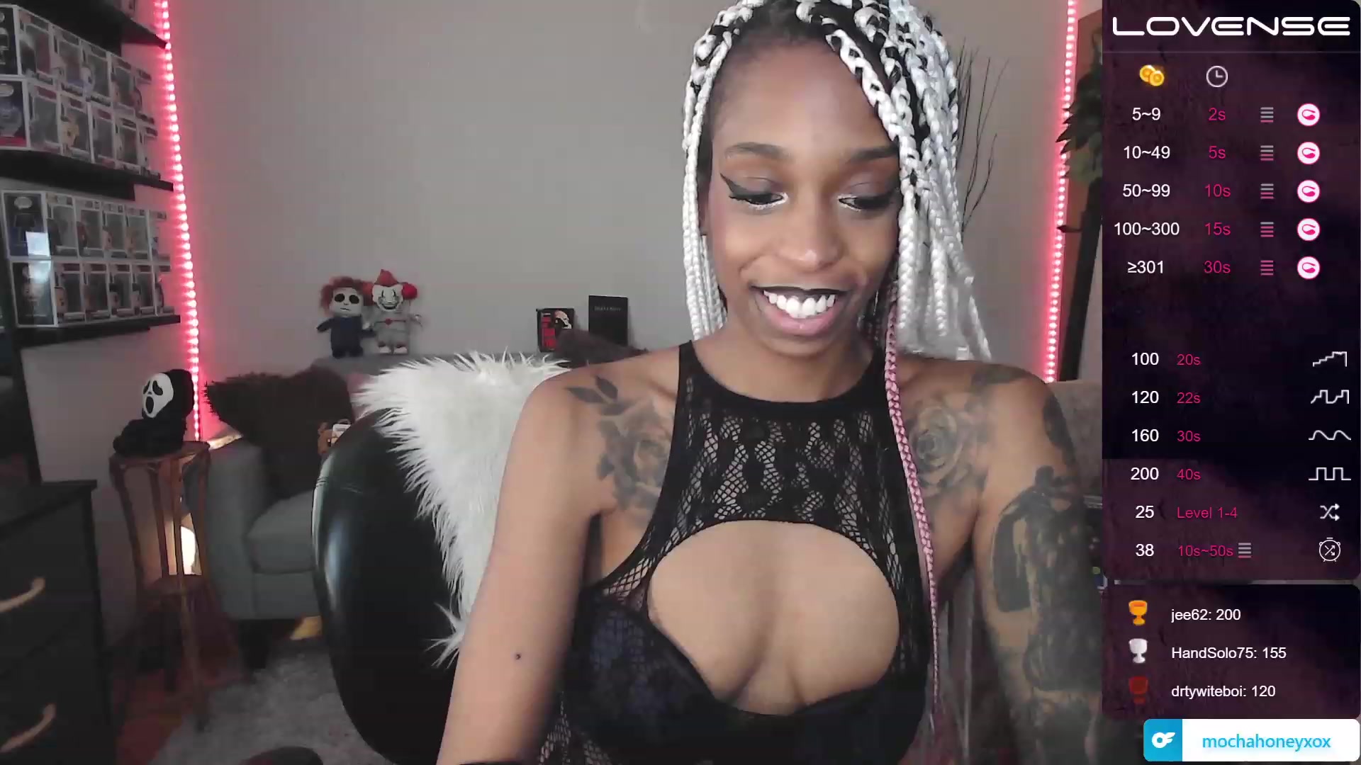 Gallery image thumbnail from mochahoneyxox's myfreecams stream on, 08/08/2023, 16:44 image 15 of 20