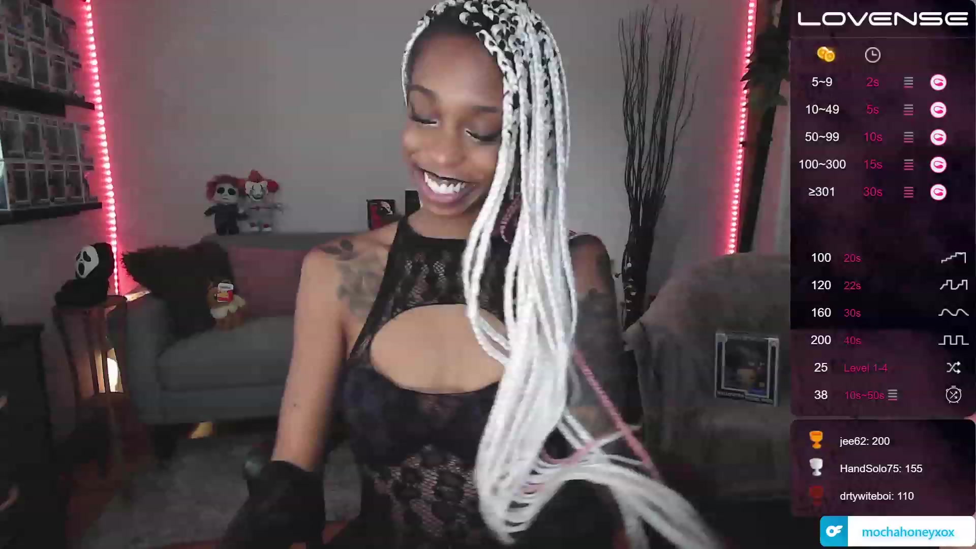 Gallery image thumbnail from mochahoneyxox's myfreecams stream on, 08/08/2023, 16:44 image 7 of 20