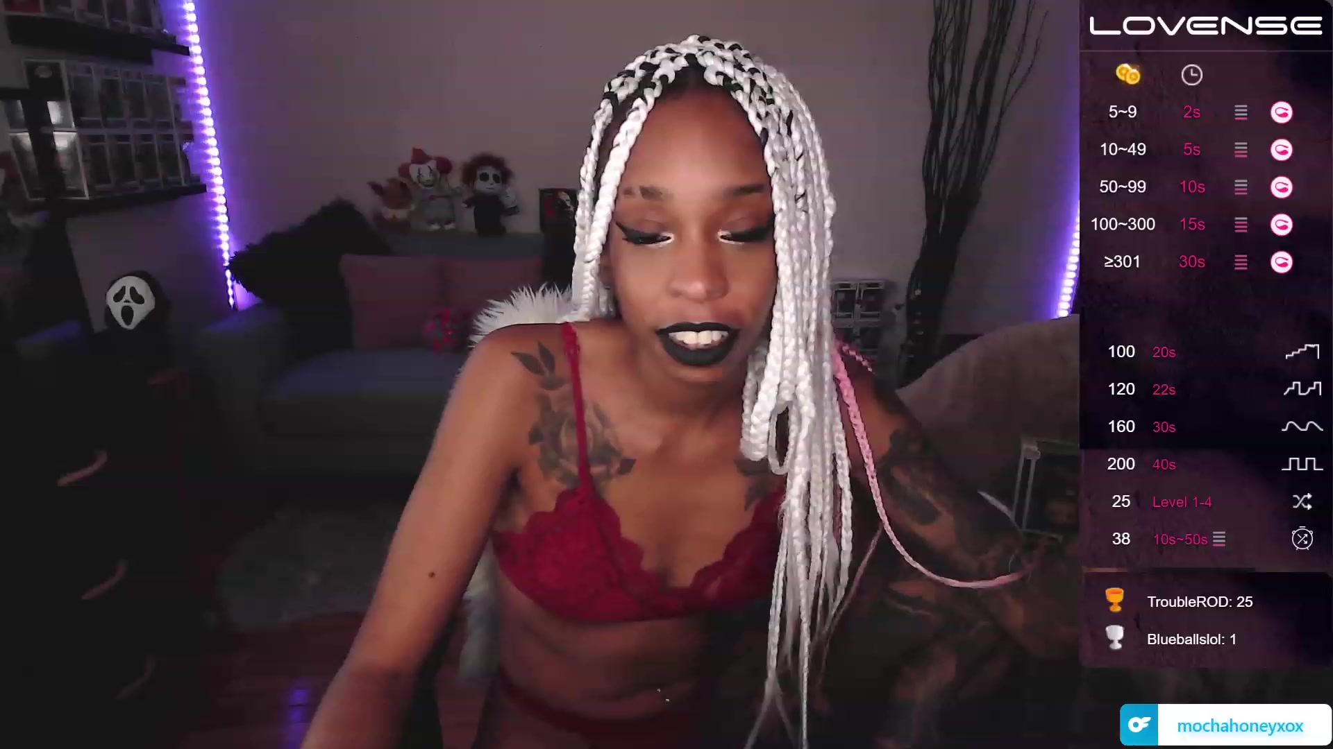 Gallery image thumbnail from mochahoneyxox's myfreecams stream on, 08/14/2023, 15:30 image 7 of 20