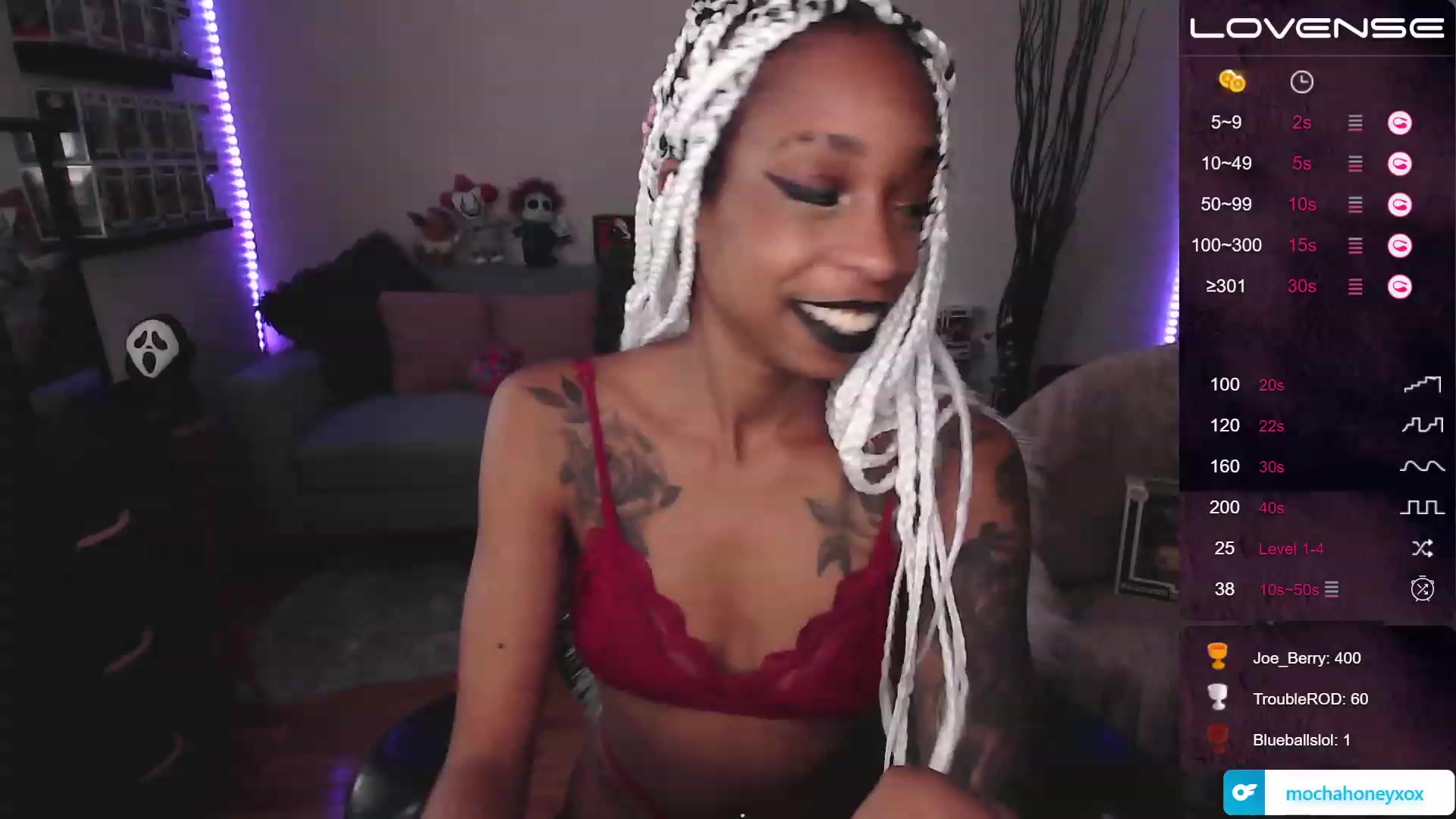 Gallery image thumbnail from mochahoneyxox's myfreecams stream on, 08/14/2023, 15:30 image 14 of 20