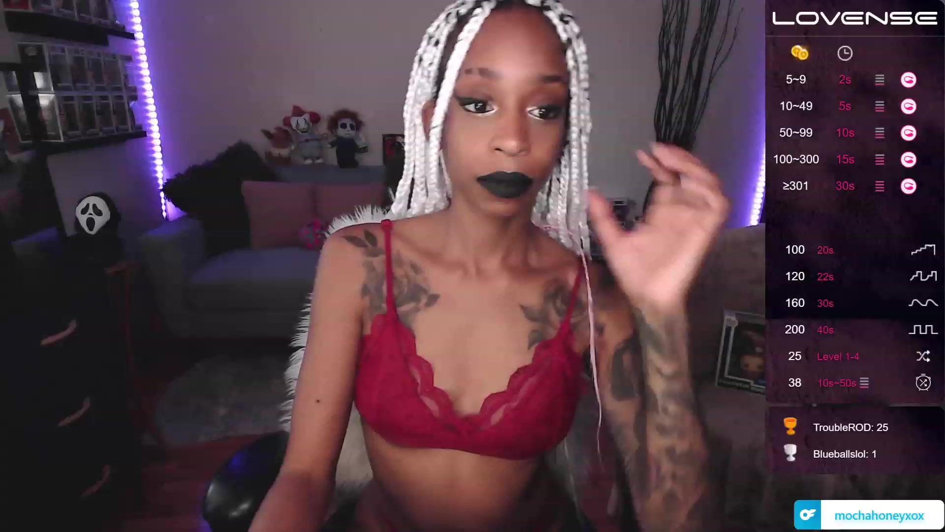 Gallery image thumbnail from mochahoneyxox's myfreecams stream on, 08/14/2023, 15:30 image 8 of 20