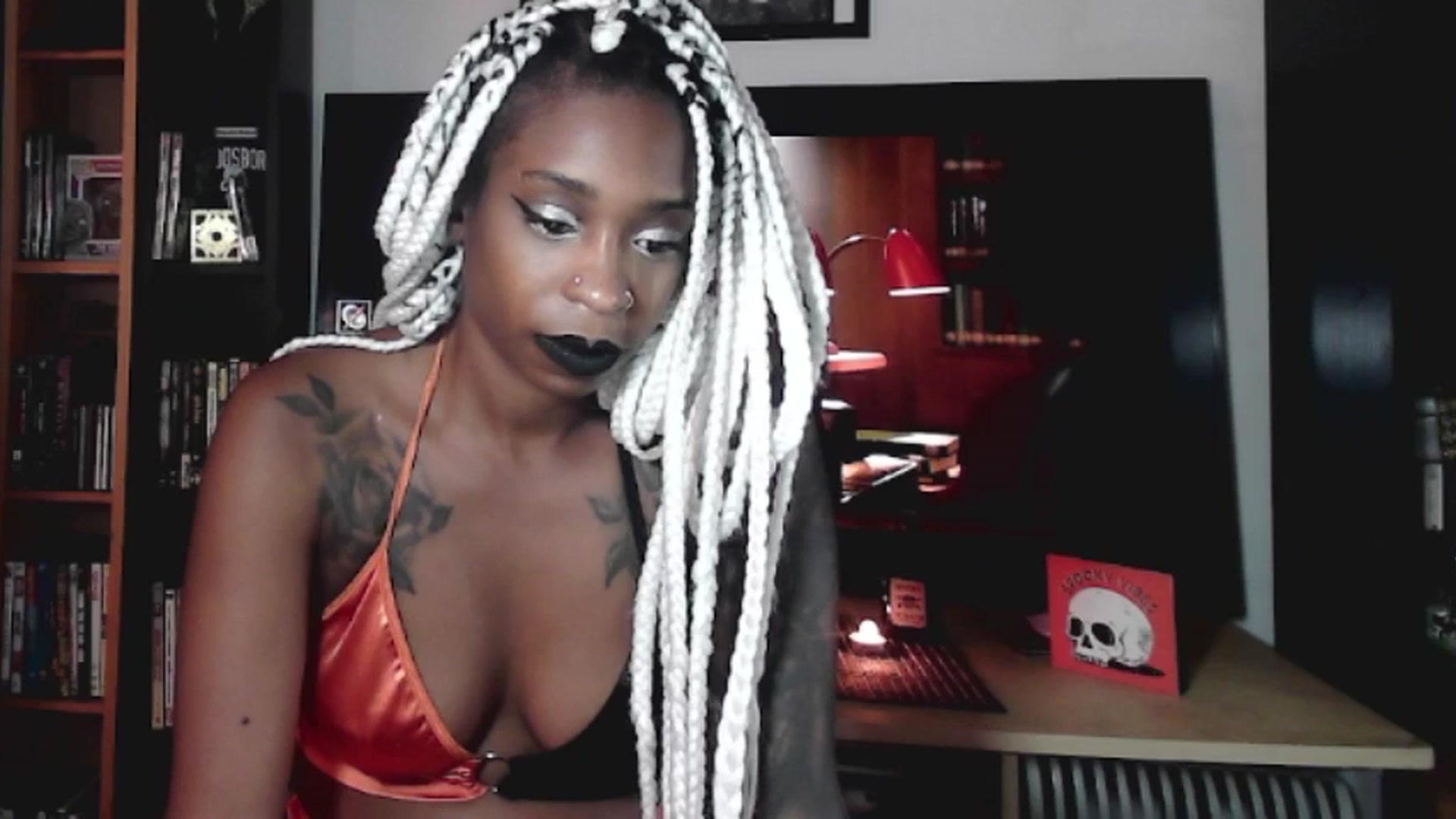 Gallery image thumbnail from mochahoneyxox's myfreecams stream on, 10/03/2025, 15:14 image 3 of 20