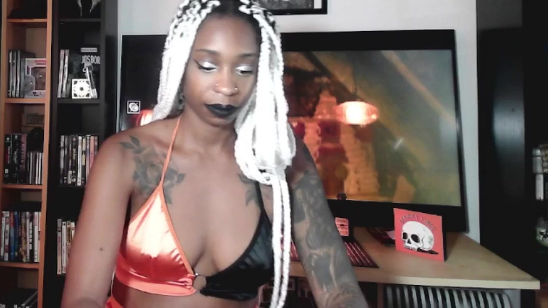 Gallery image thumbnail from mochahoneyxox's myfreecams stream on, 10/03/2025, 15:14 image 11 of 20