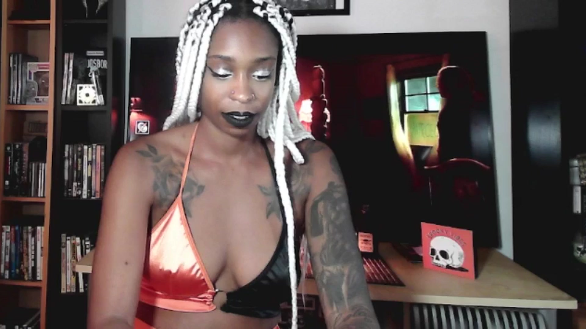 Gallery image thumbnail from mochahoneyxox's myfreecams stream on, 10/03/2025, 15:14 image 15 of 20