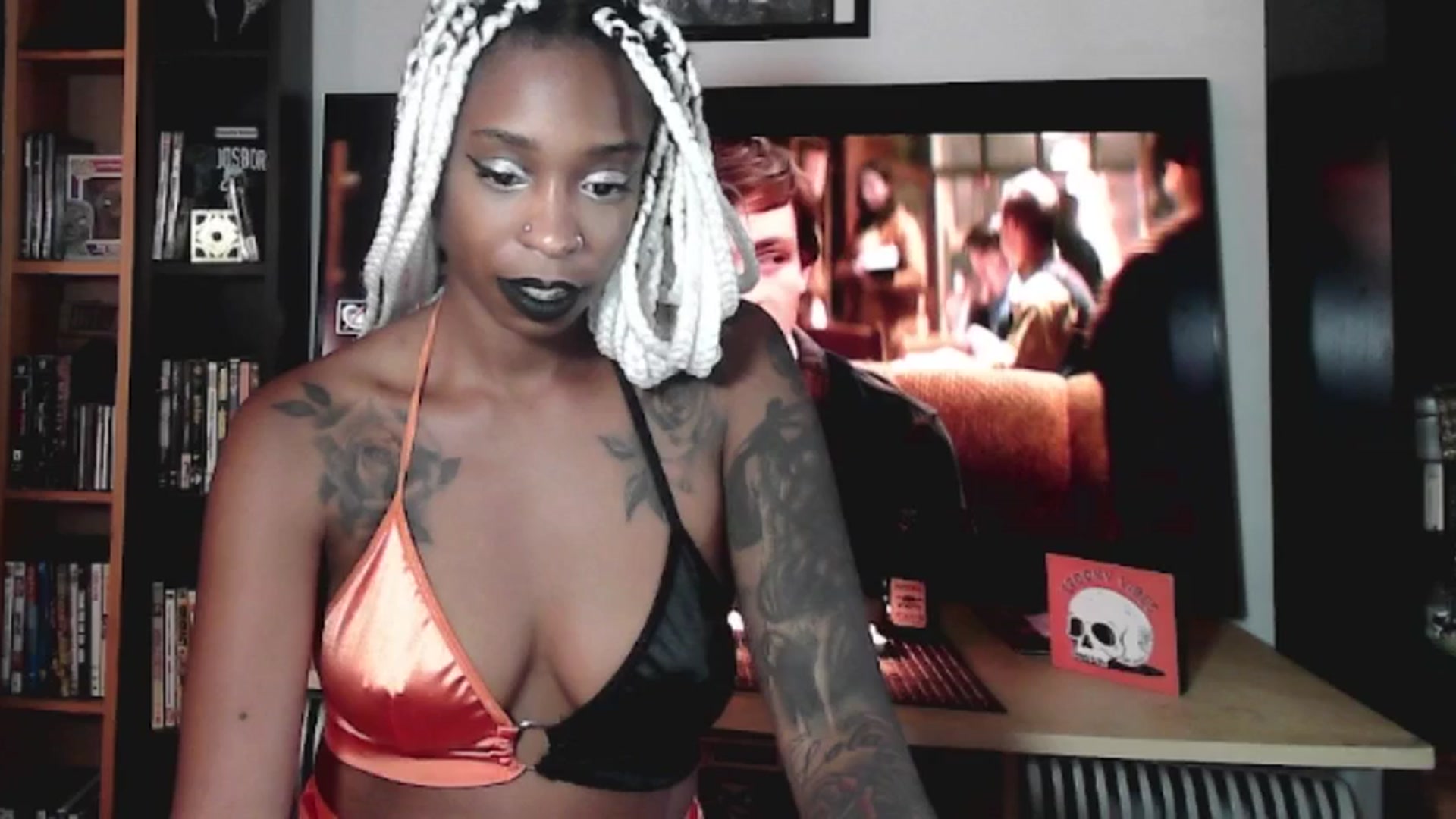 Gallery image thumbnail from mochahoneyxox's myfreecams stream on, 10/03/2025, 15:14 image 4 of 20