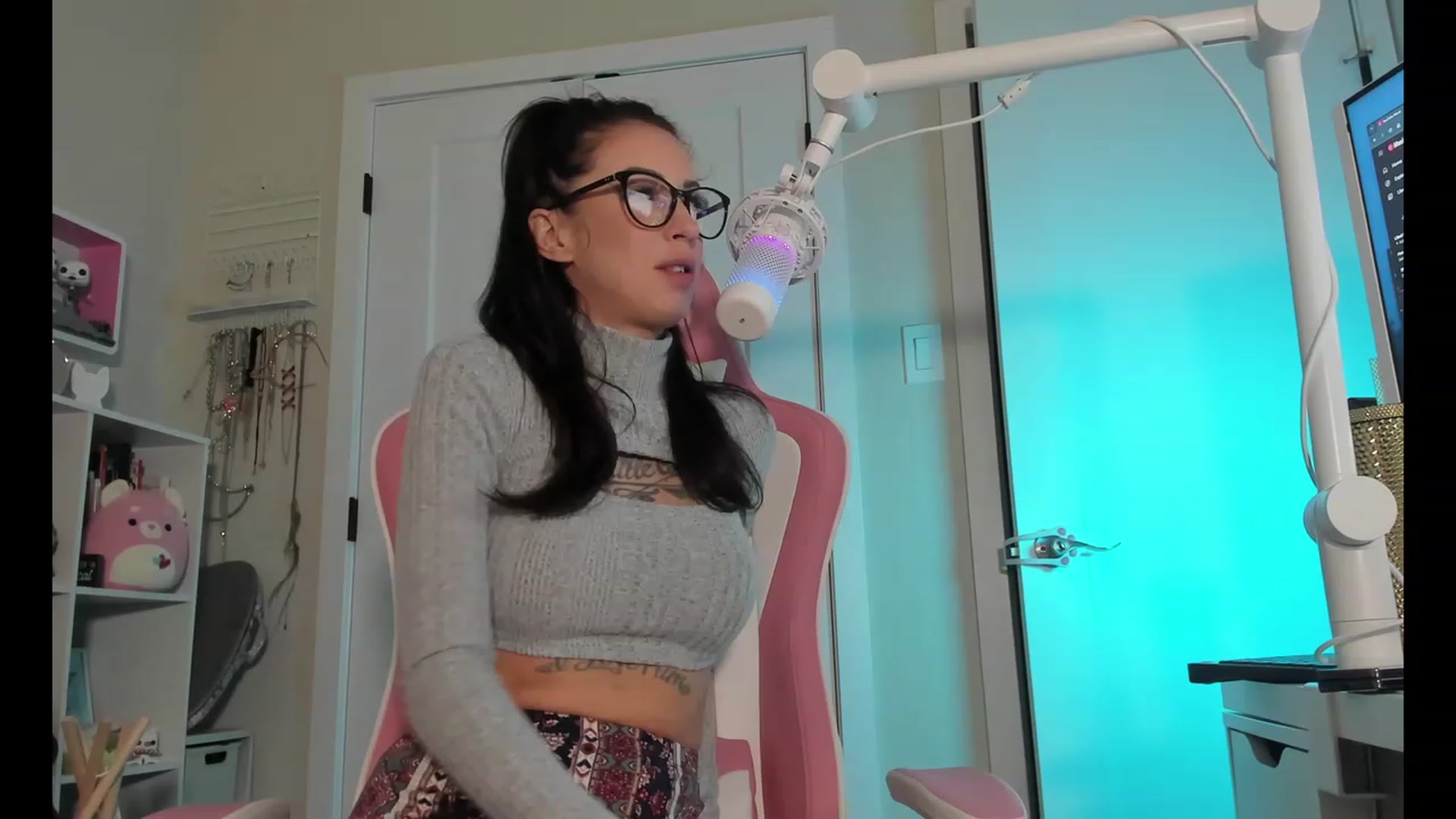Gallery image thumbnail from modeljenlynn's myfreecams stream on, 02/13/2024, 02:36 image 14 of 20