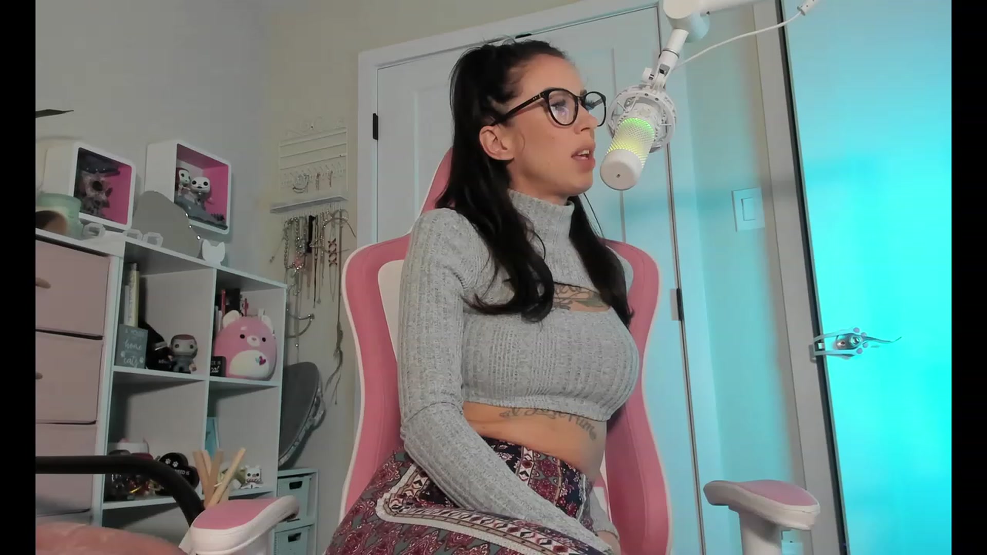 Gallery image thumbnail from modeljenlynn's myfreecams stream on, 02/13/2024, 02:36 image 20 of 20